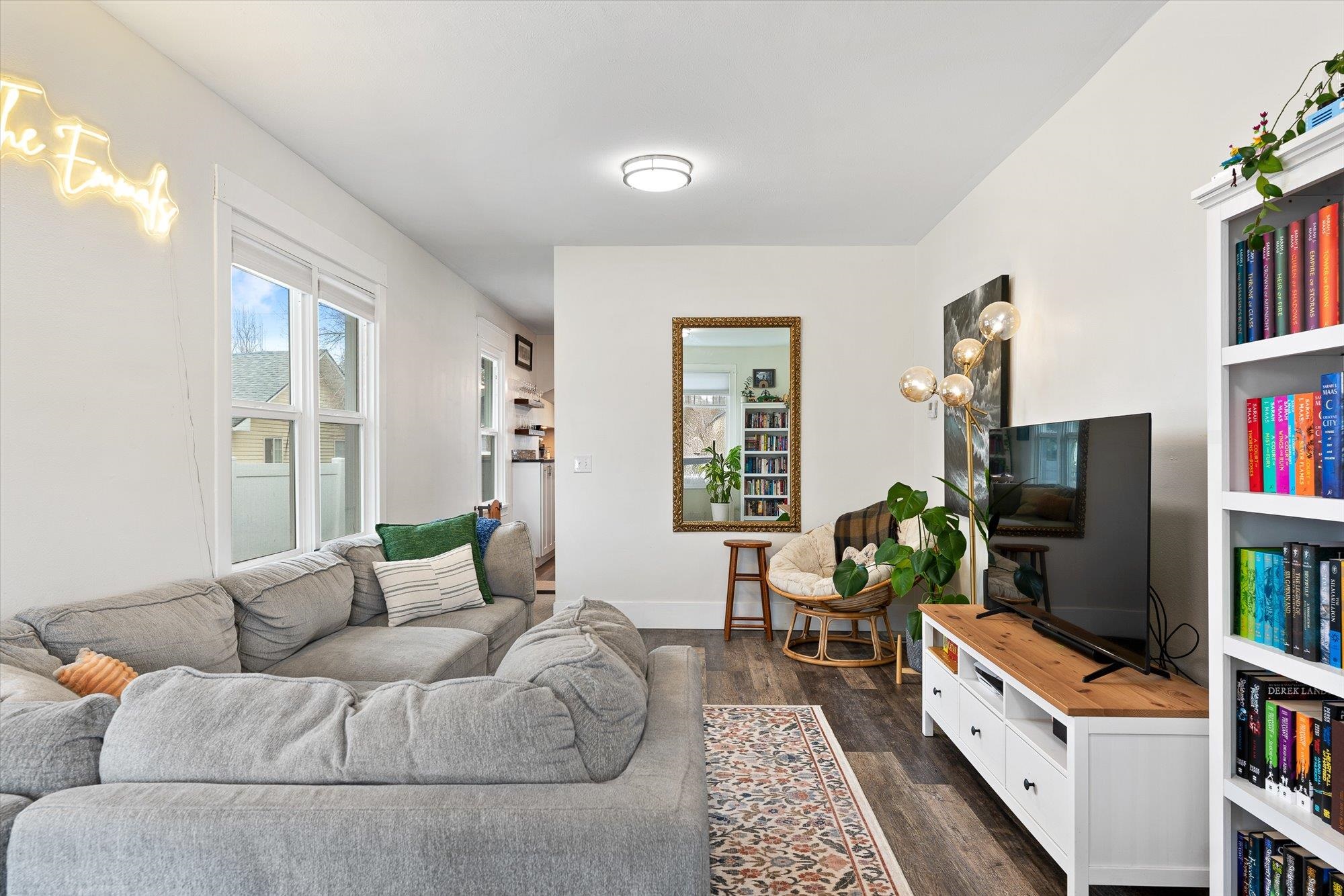 3817 E 28th Ave - Photo 7
