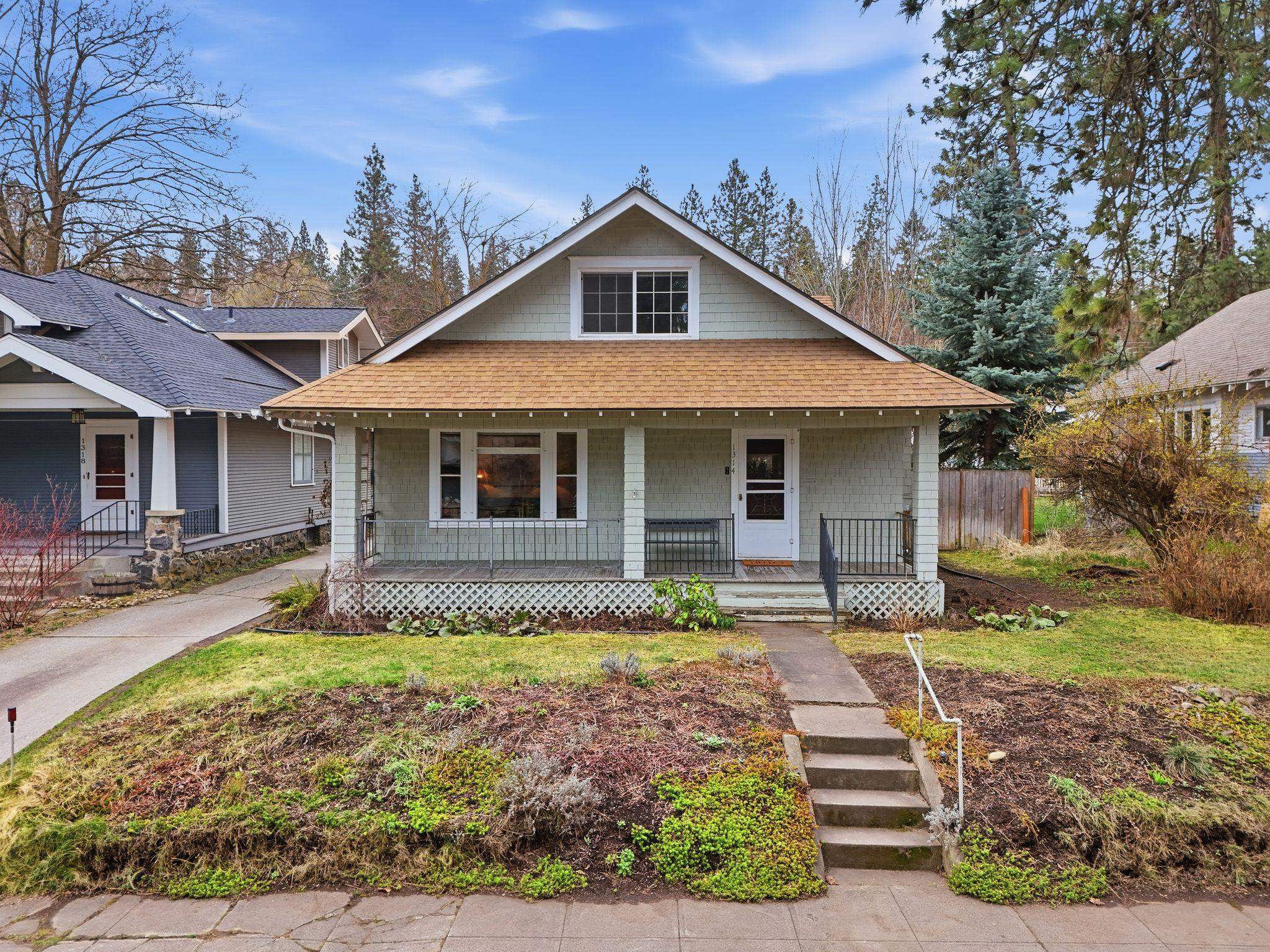 1314 E 17th Ave - Photo 1