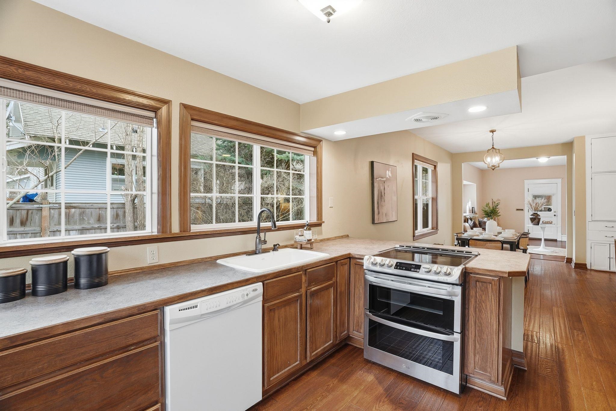 1314 E 17th Ave - Photo 15