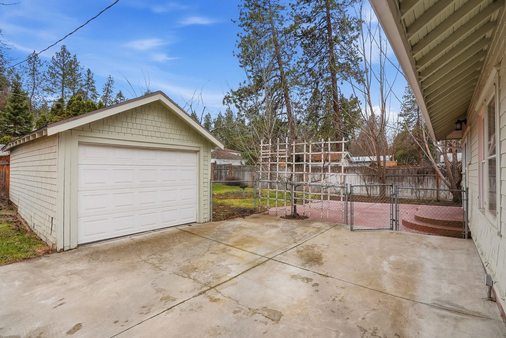 1314 E 17th Ave - Photo 5