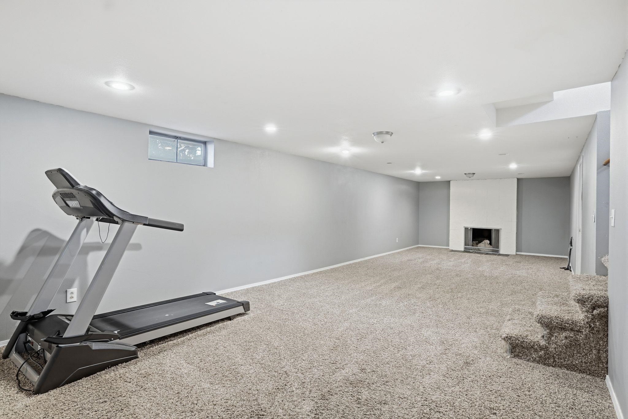 1810 E 39th Ave - Photo 21