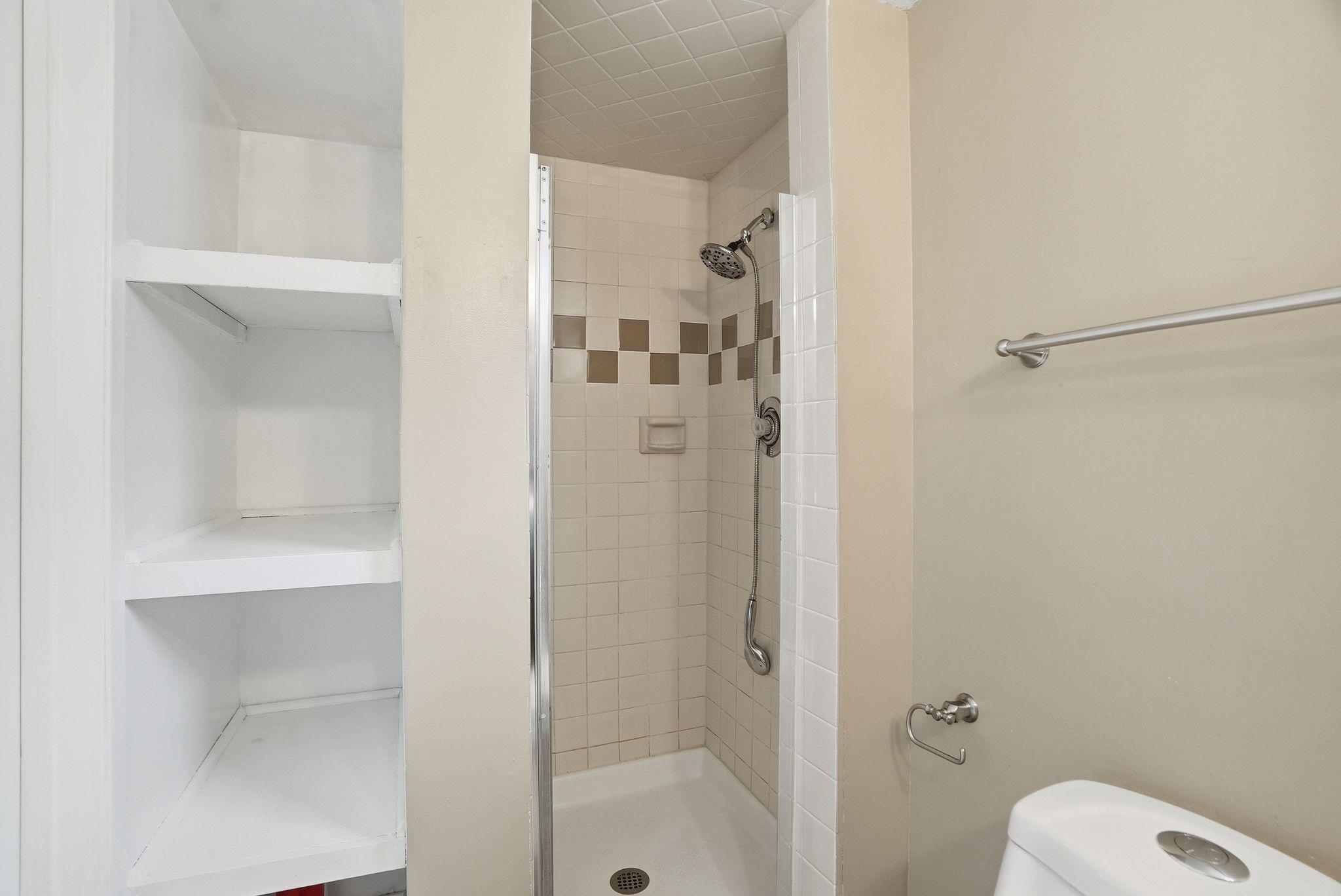 1810 E 39th Ave - Photo 25