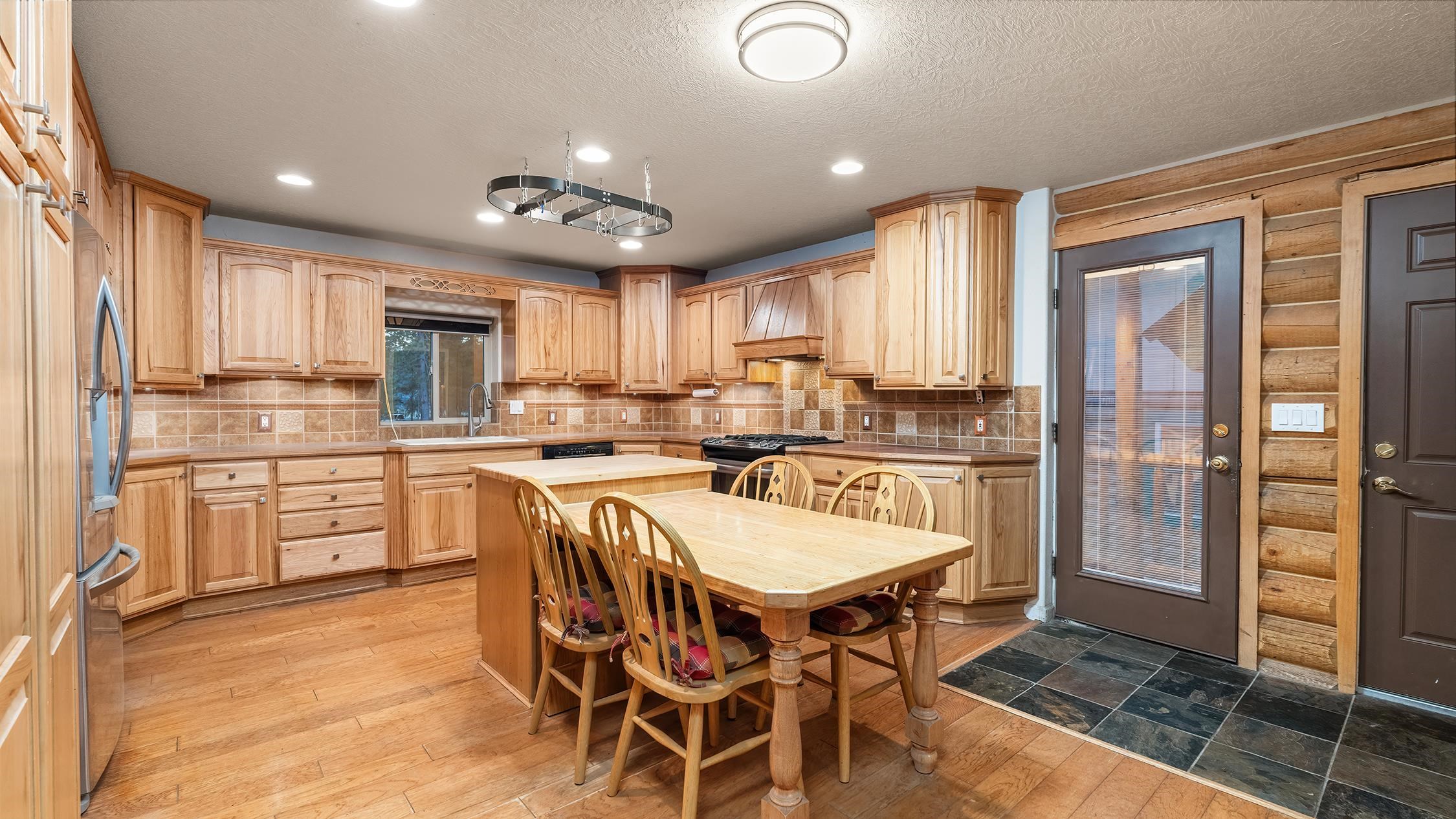 12621 E Blanchard Rd - Photo 11