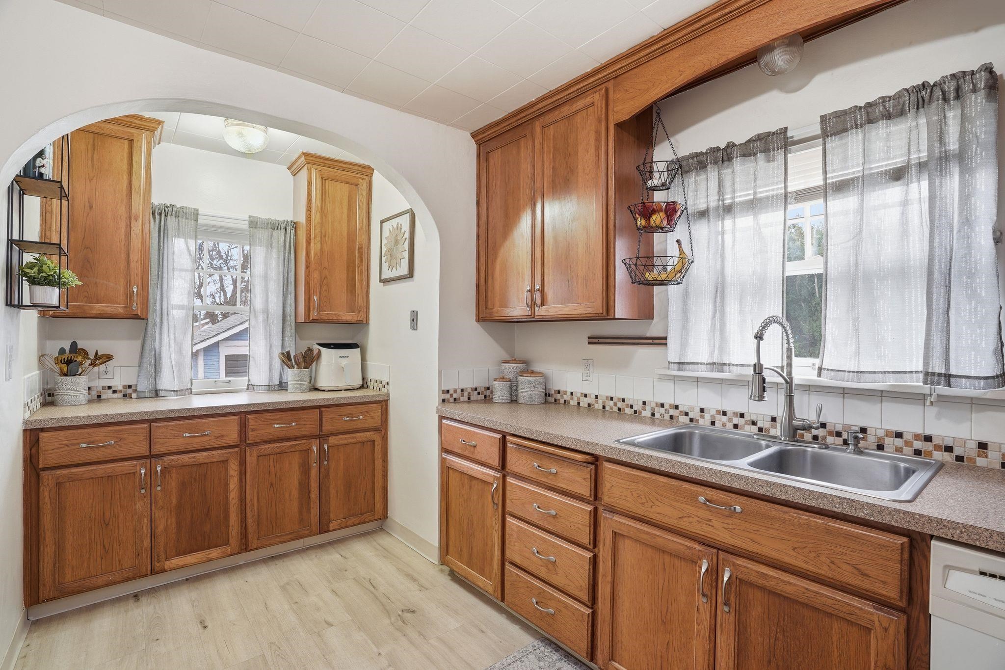 2124 W Jackson Ave - Photo 11