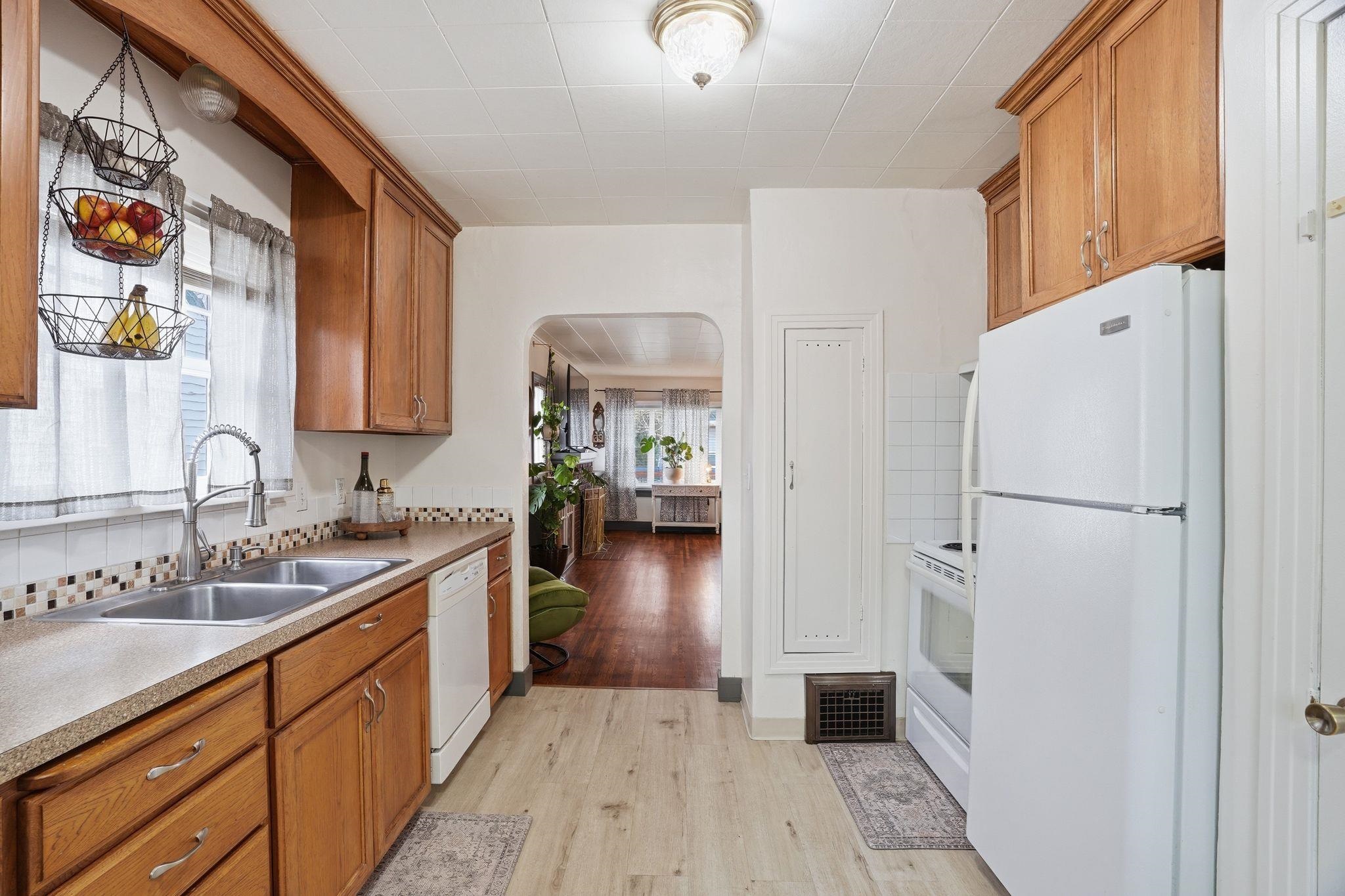 2124 W Jackson Ave - Photo 14