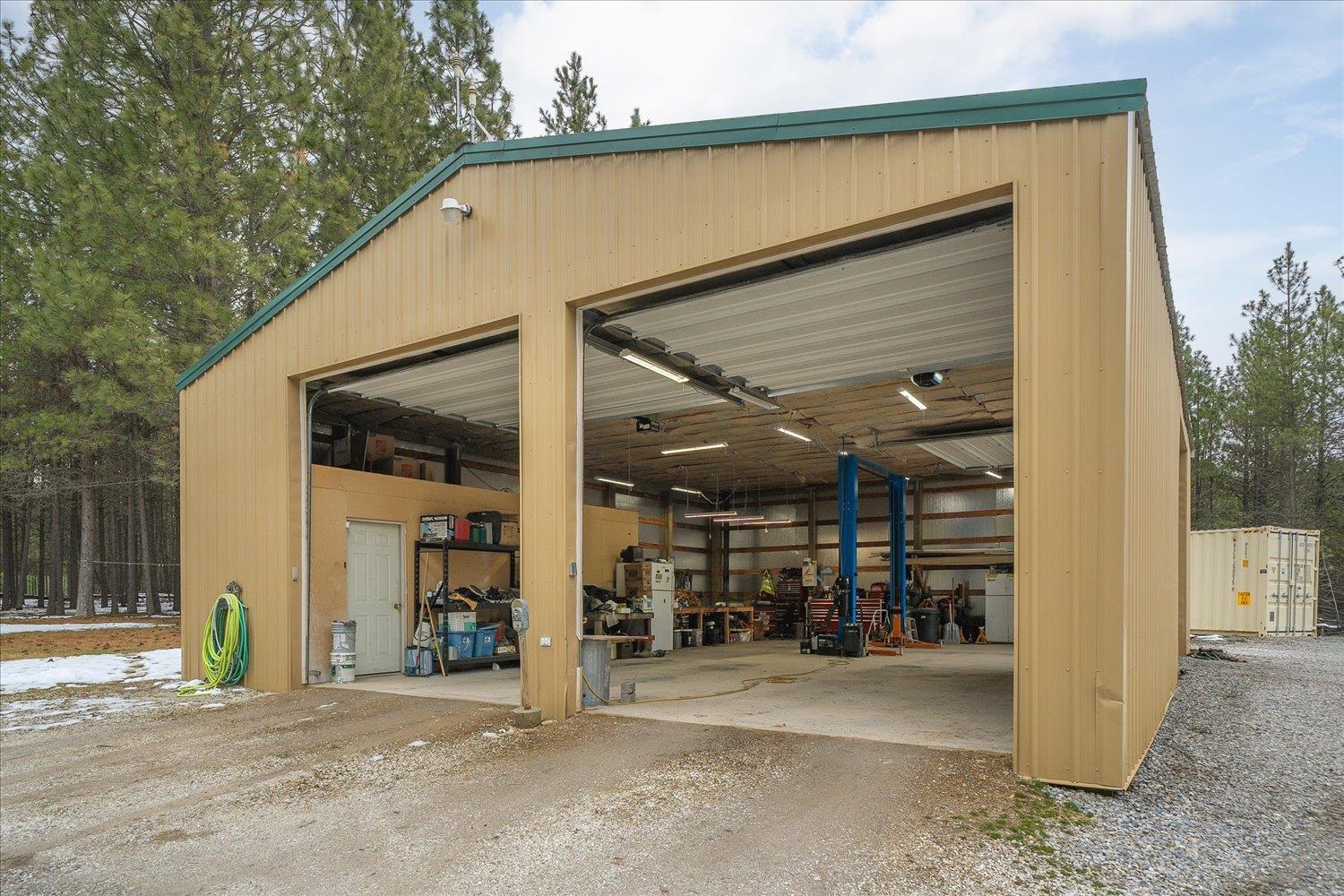 3888 Powers Rd - Photo 32