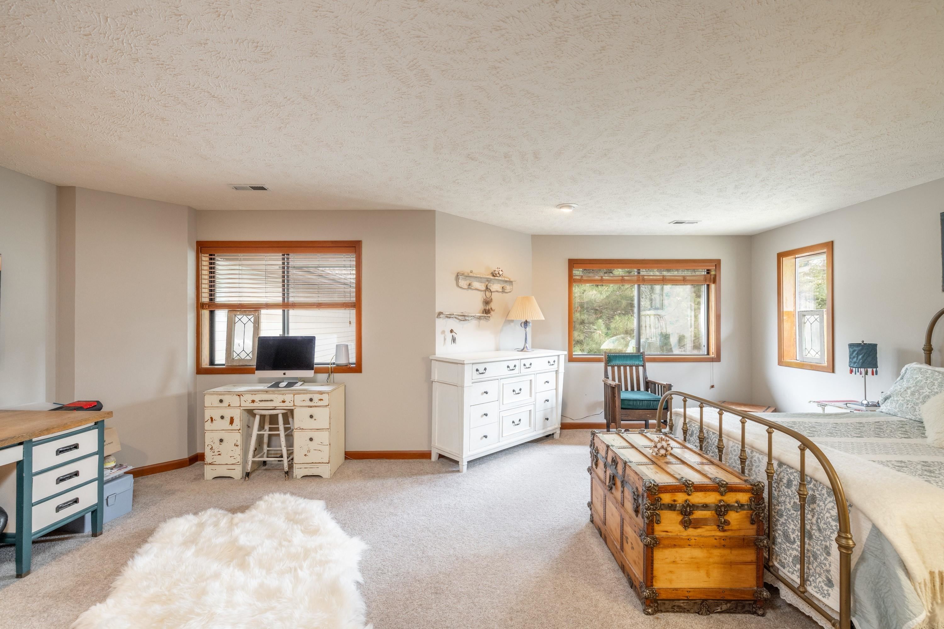 707 W Briar Cliff Ct - Photo 16