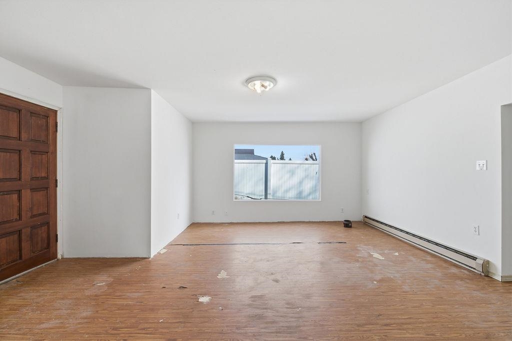 160 SW Creston Ave - Photo 13