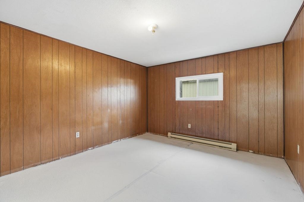 160 SW Creston Ave - Photo 6