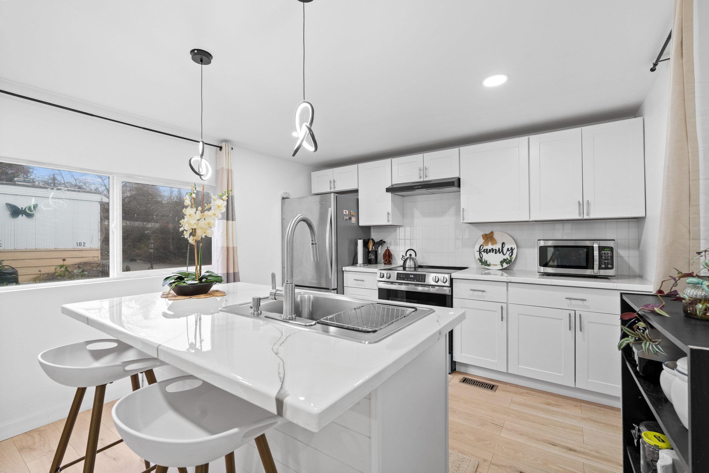 6300 E 2nd Ave - Photo 4