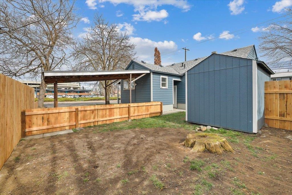 4521 N Lidgerwood St - Photo 21