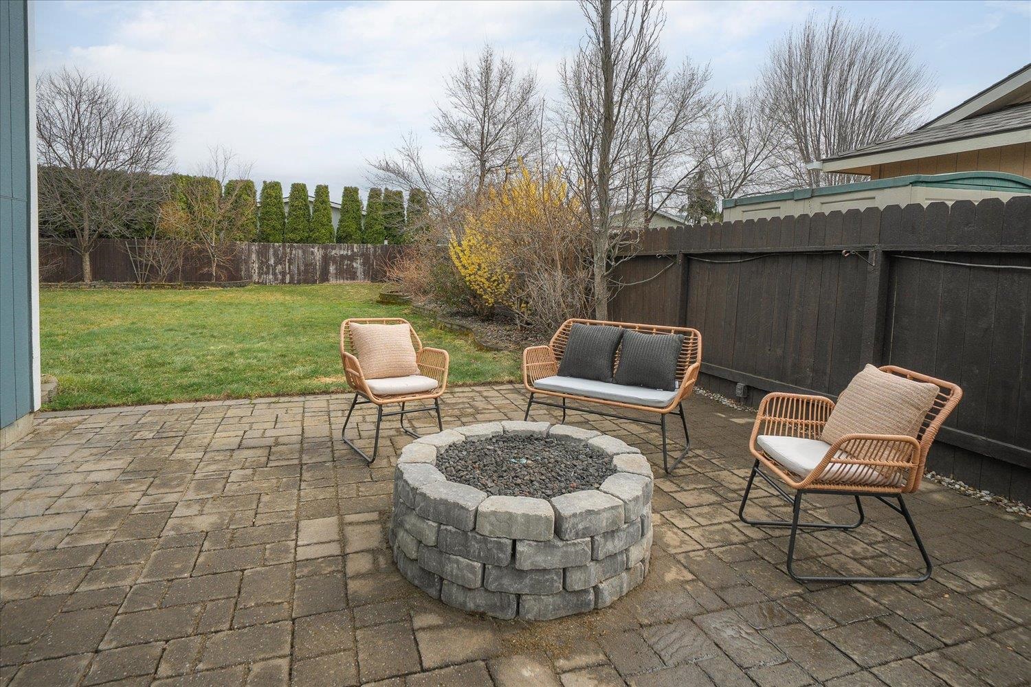 1618 N Holiday Ln - Photo 32
