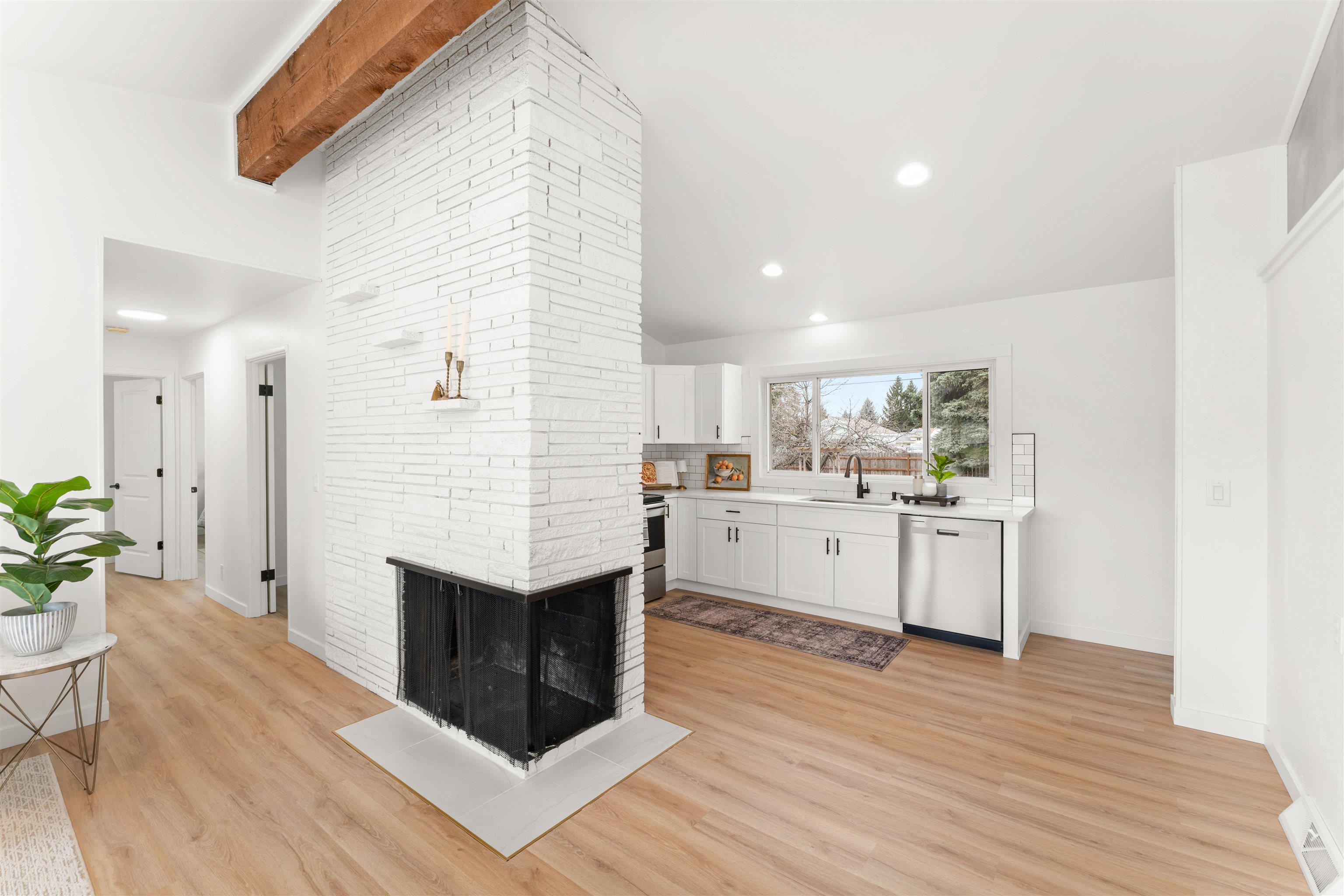 416 S Leta Rd - Photo 9