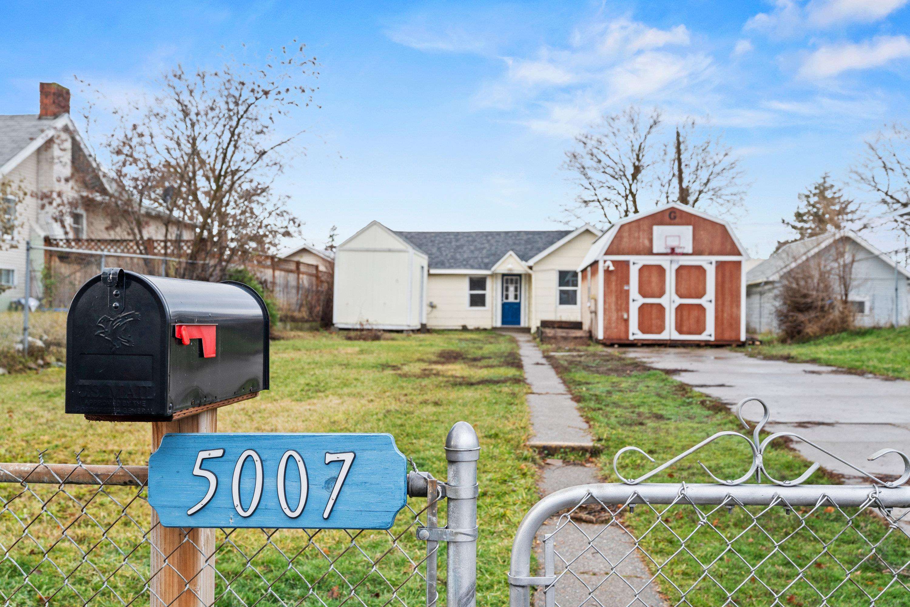 5007 N Altamont St - Photo 3