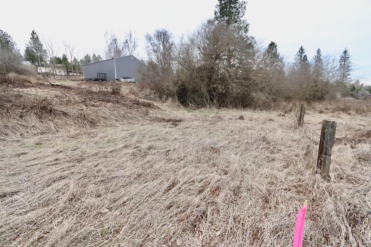 427 NE Stringham Rd - Photo 1