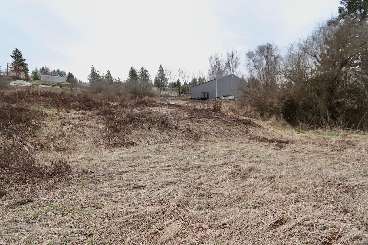 427 NE Stringham Rd - Photo 2
