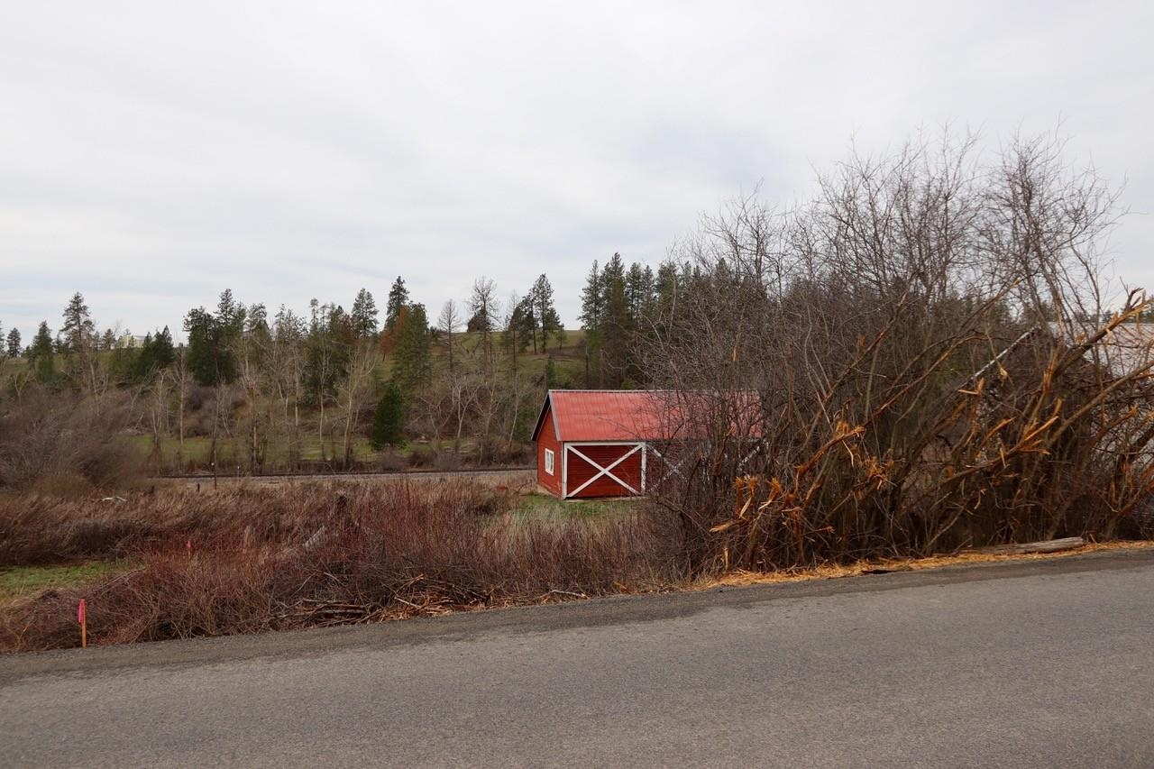 429 NE Stringham Rd - Photo 3