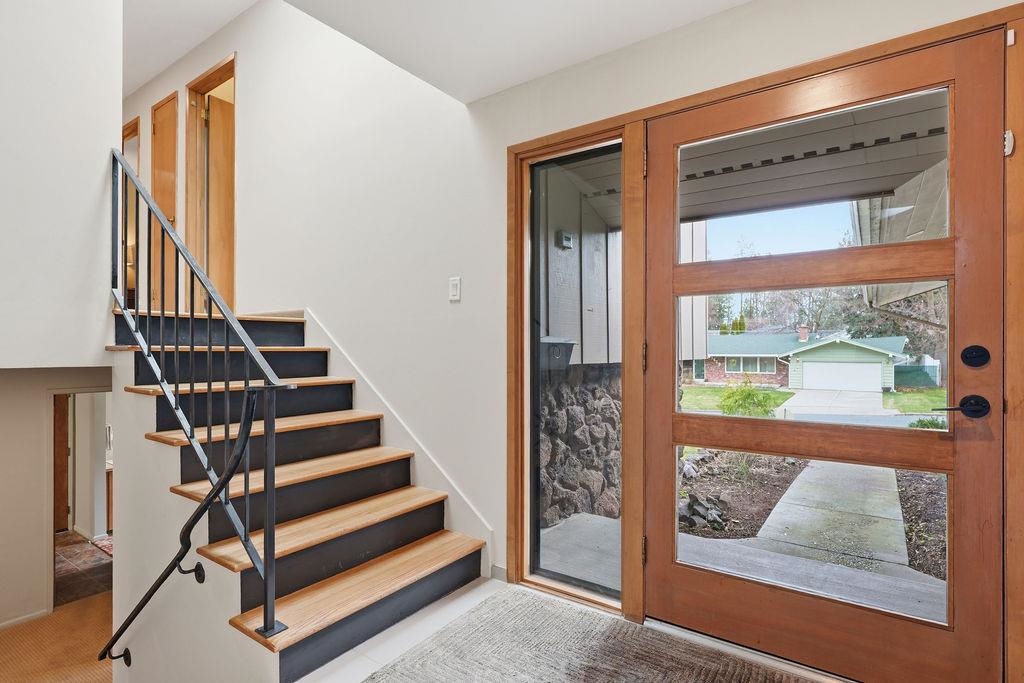 1704 E 35th Ave - Photo 5