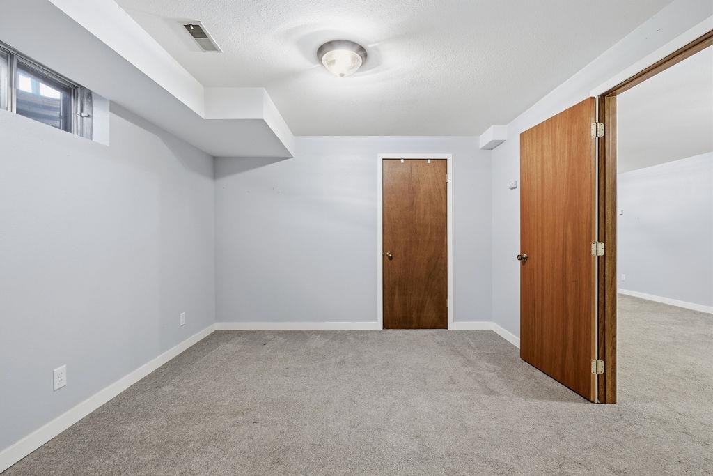11217 E 11th Ave - Photo 27