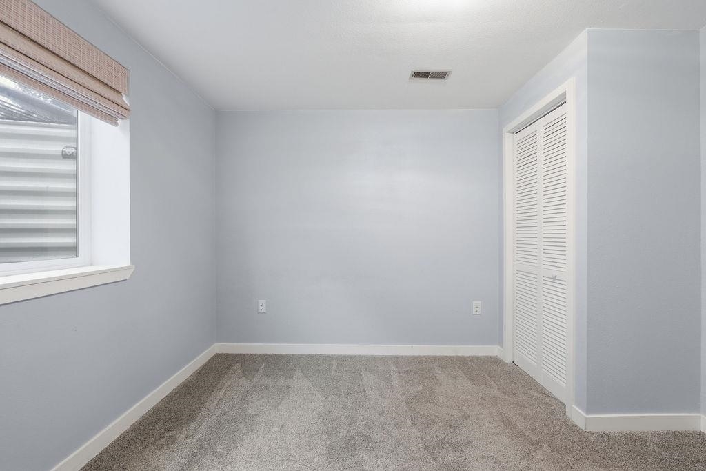 11217 E 11th Ave - Photo 29