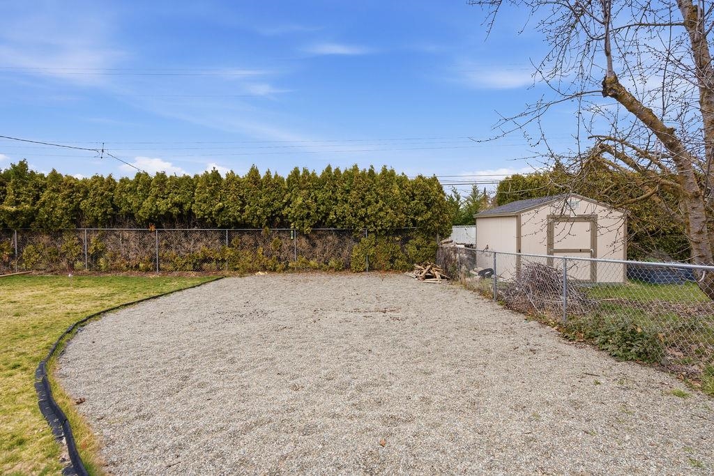 11217 E 11th Ave - Photo 34