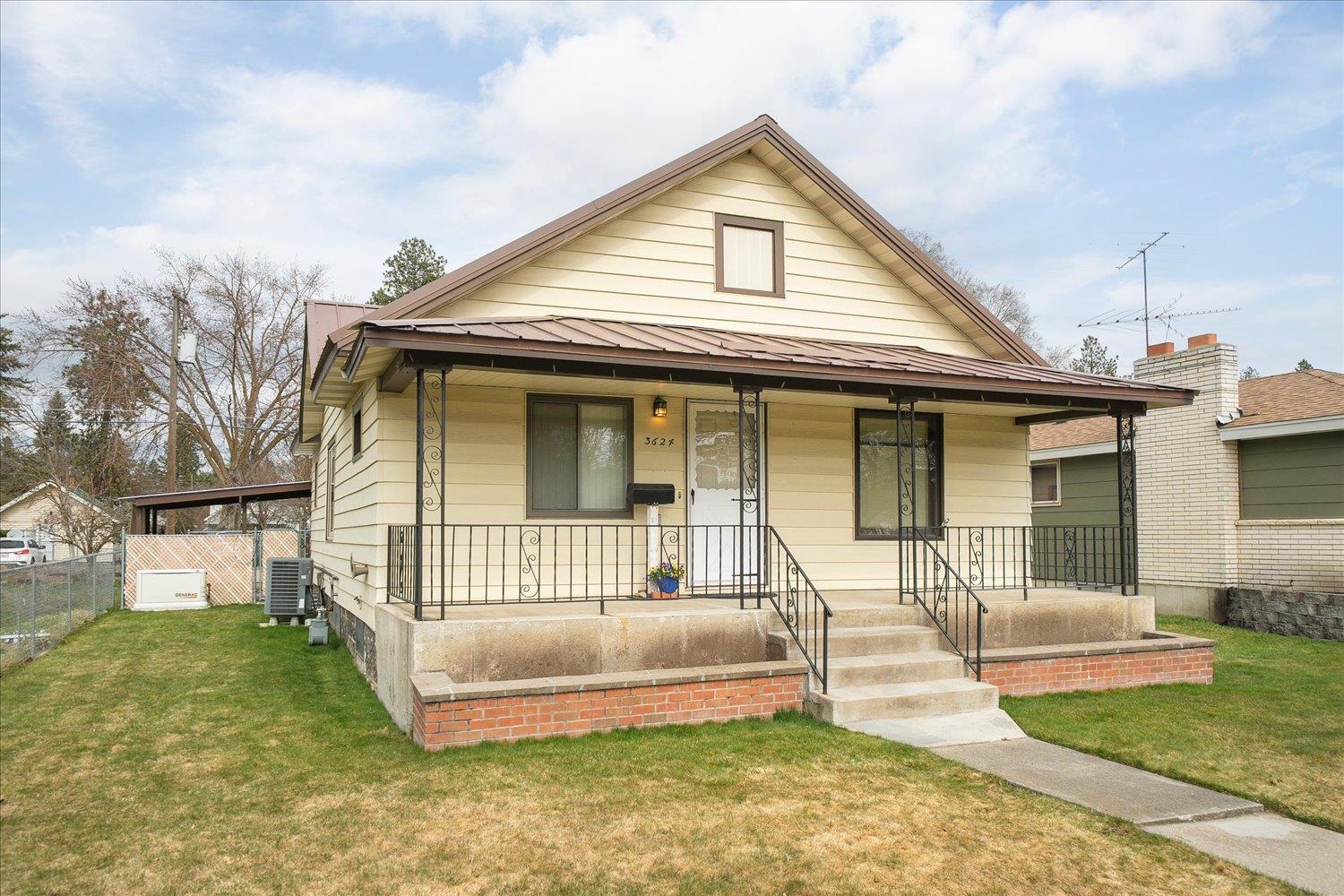 3624 W HOFFMAN St - Photo 4