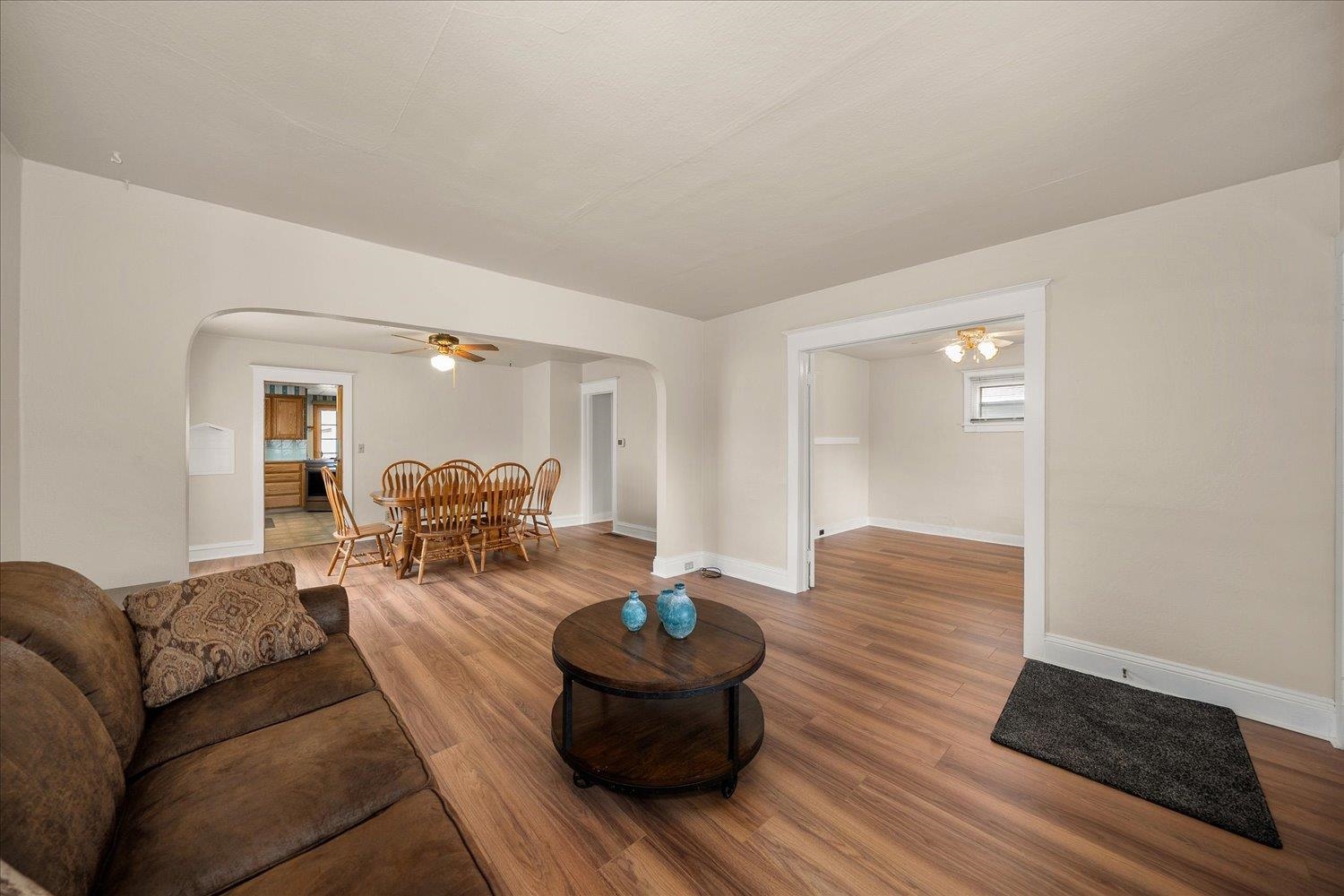 3624 W HOFFMAN St - Photo 5