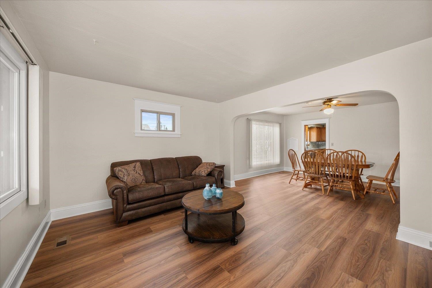 3624 W HOFFMAN St - Photo 6