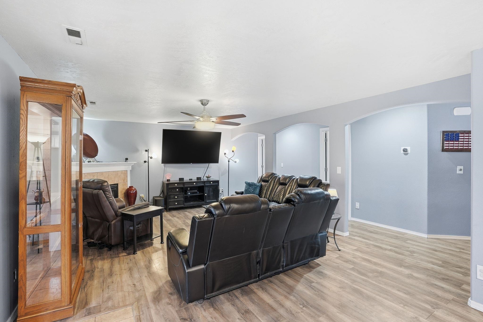 12705 W Pacific Ave - Photo 8