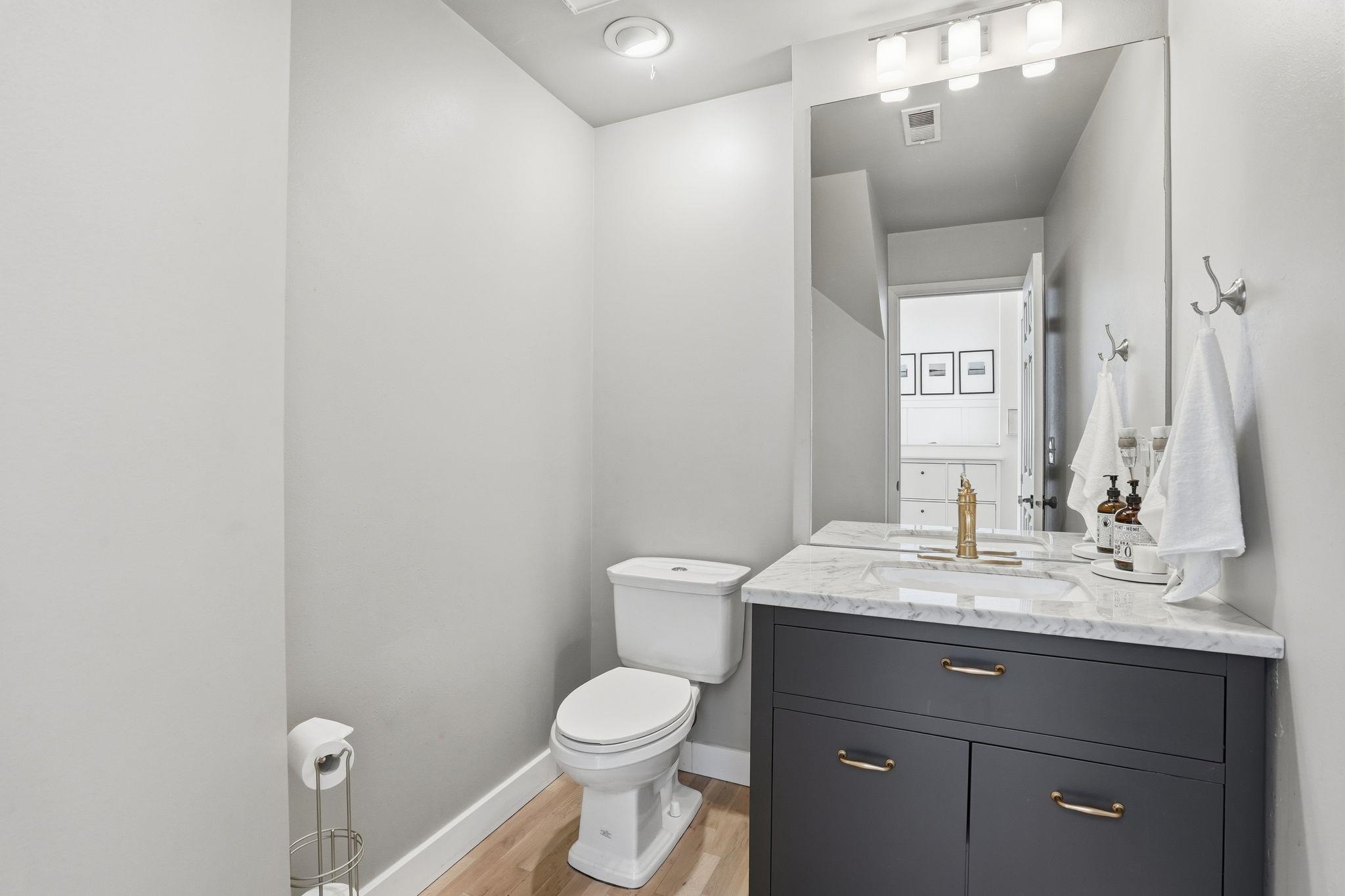 201 W Woodway Ave - Photo 11