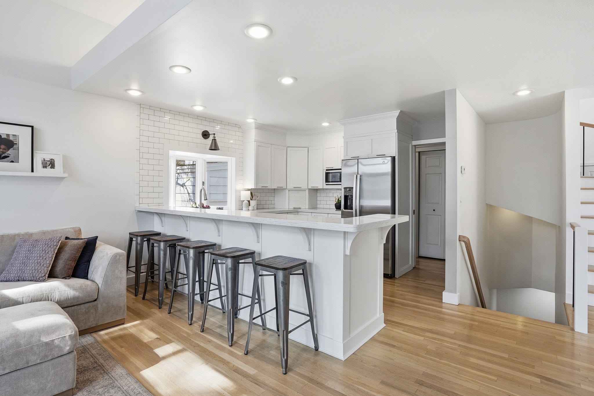 201 W Woodway Ave - Photo 17