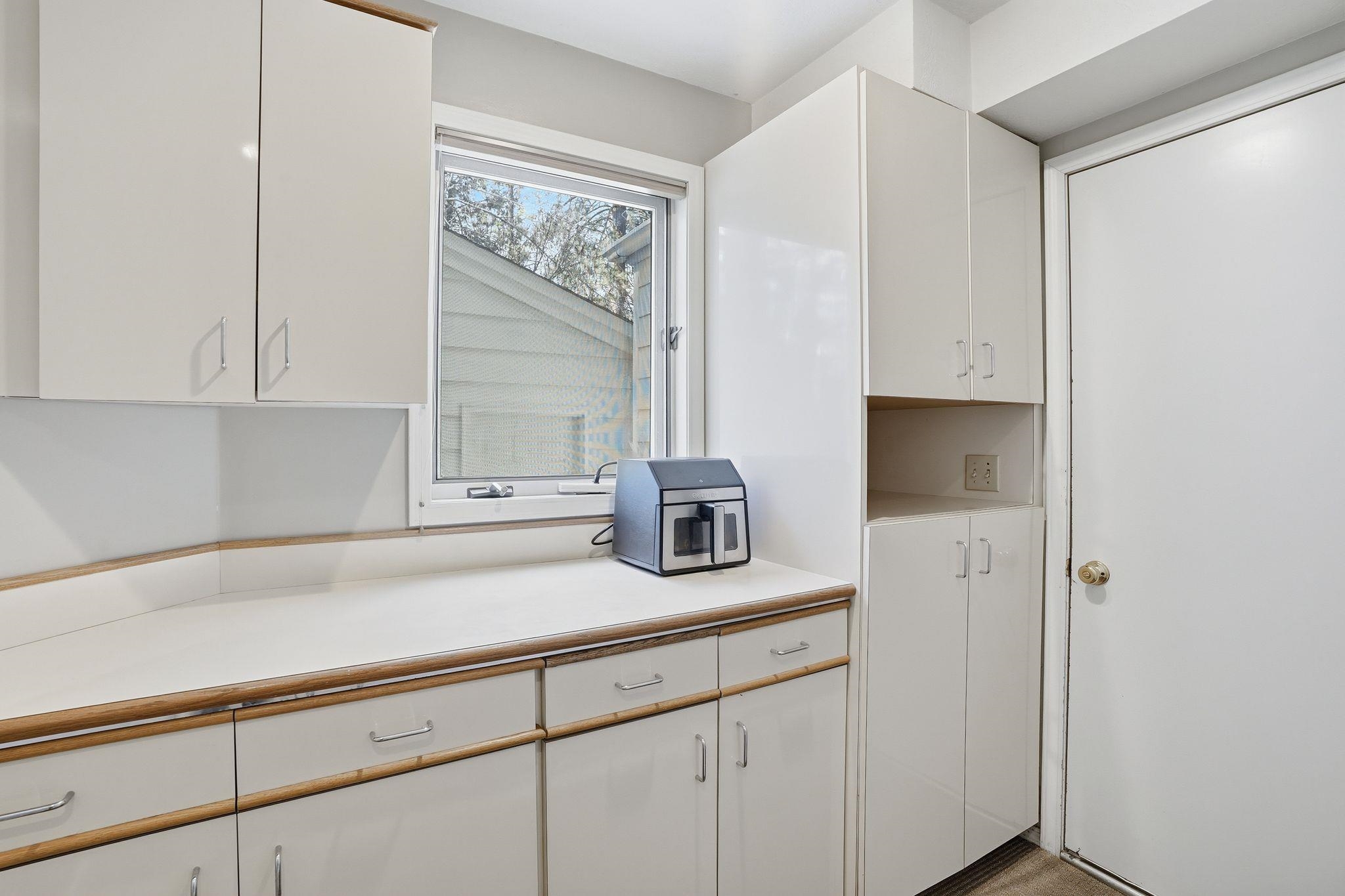 201 W Woodway Ave - Photo 21