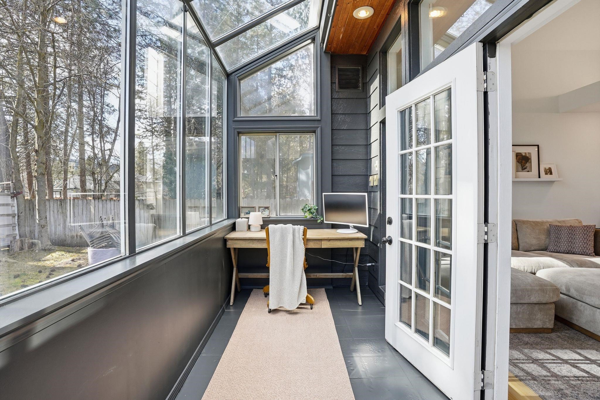 201 W Woodway Ave - Photo 22