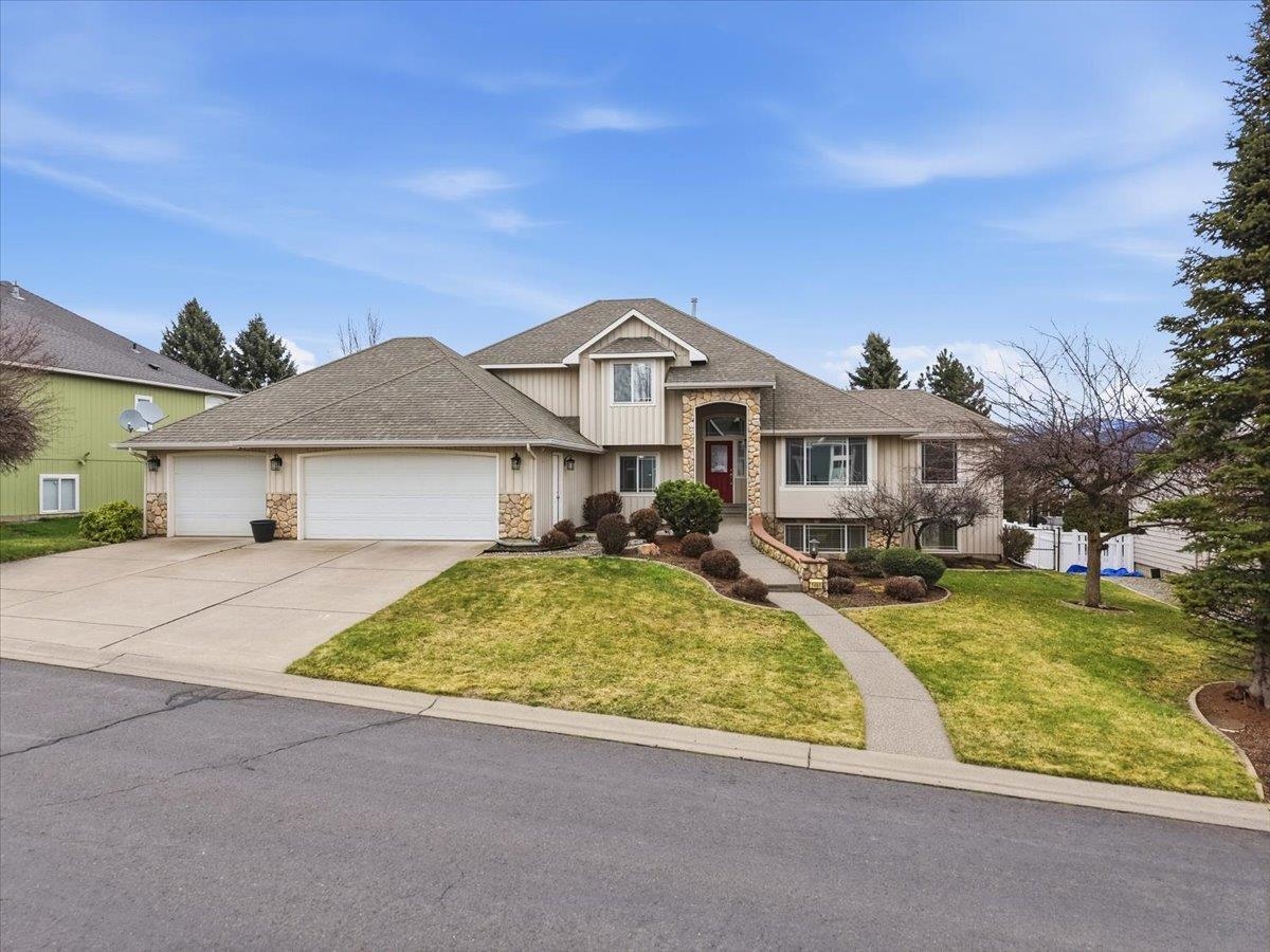 2409 S Sumner Ln - Photo 1