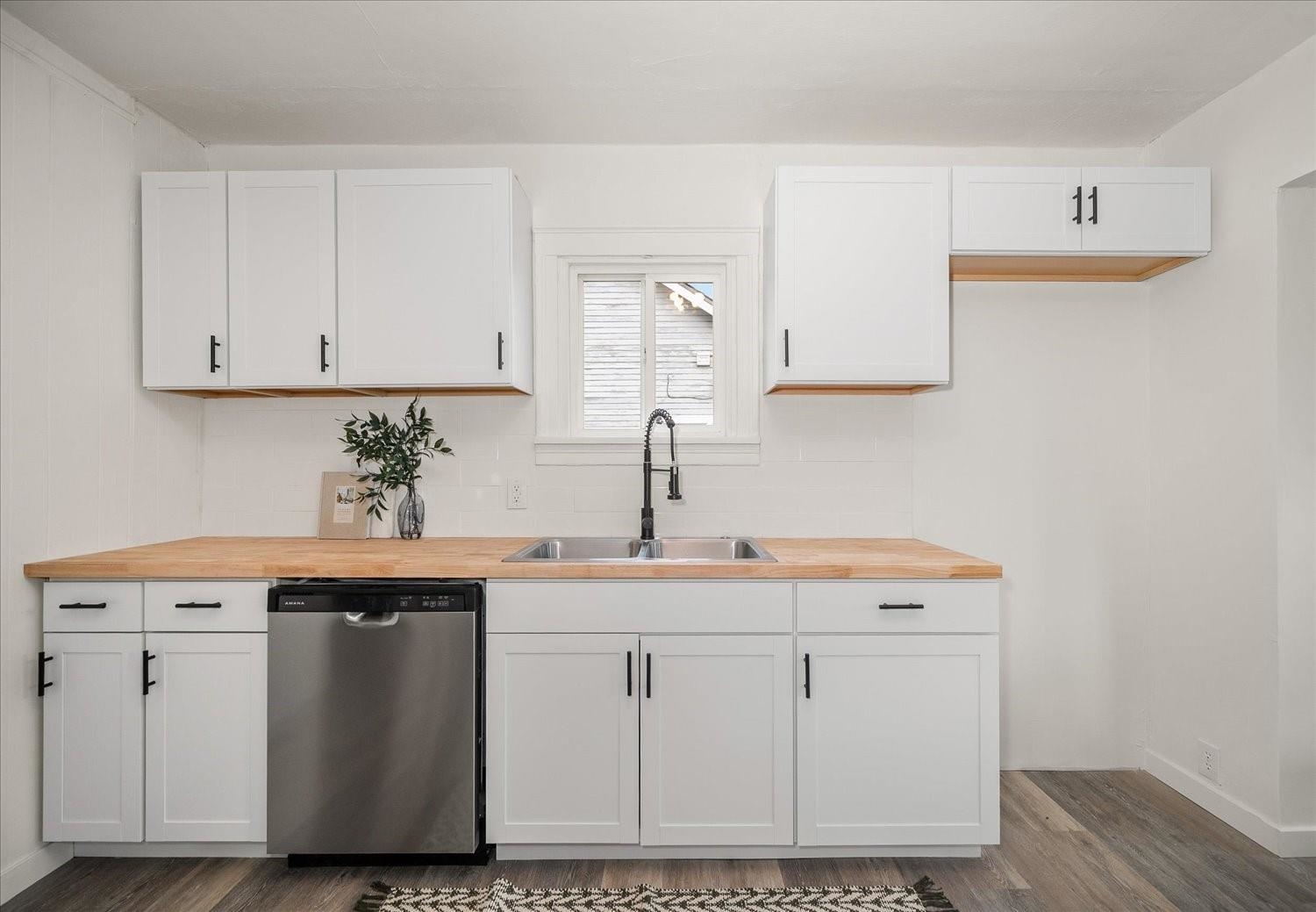 1008 E Glass Ave - Photo 12