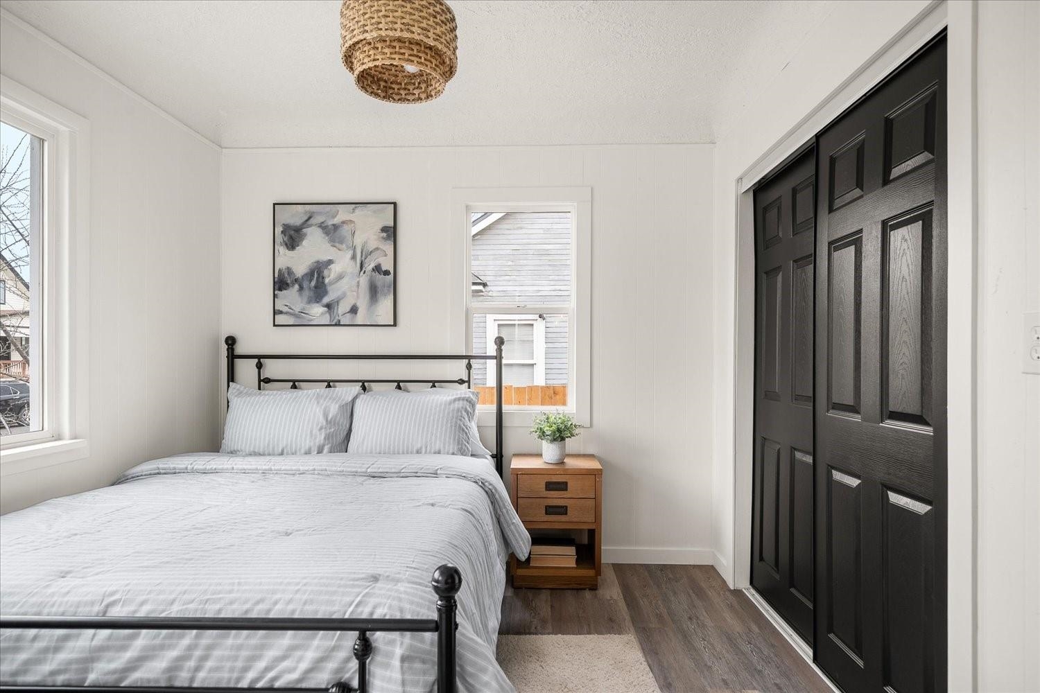 1008 E Glass Ave - Photo 18