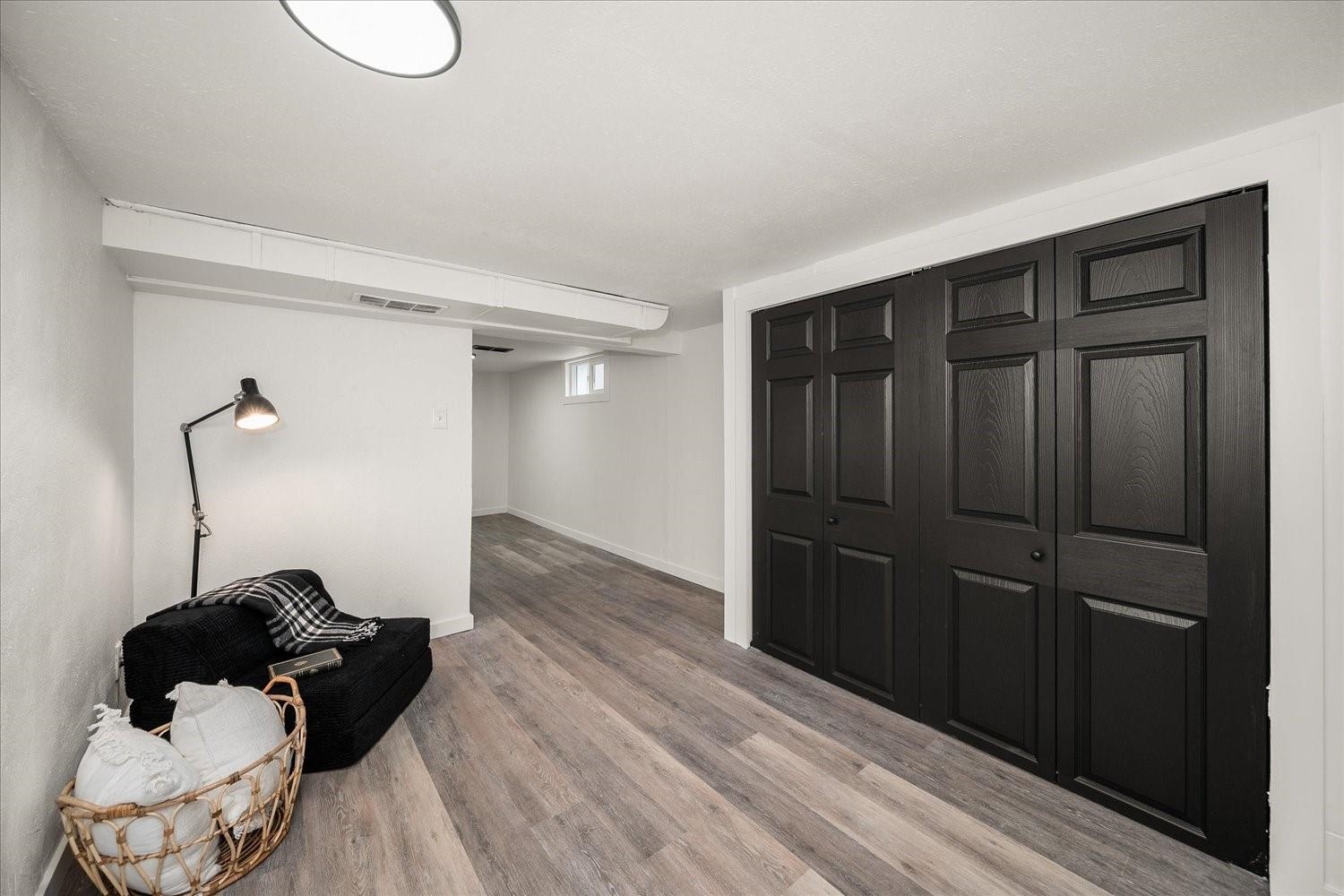 1008 E Glass Ave - Photo 24