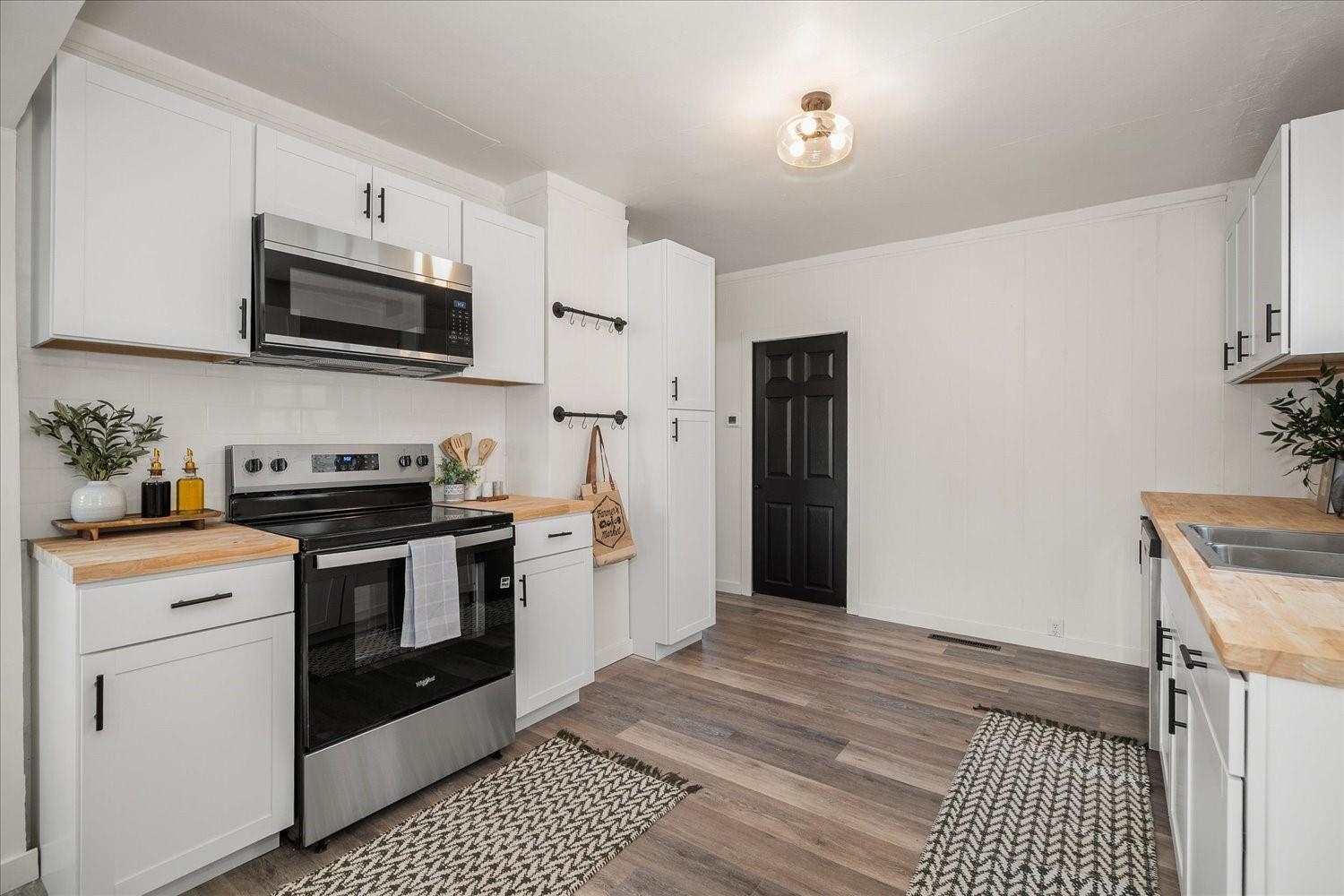 1008 E Glass Ave - Photo 10