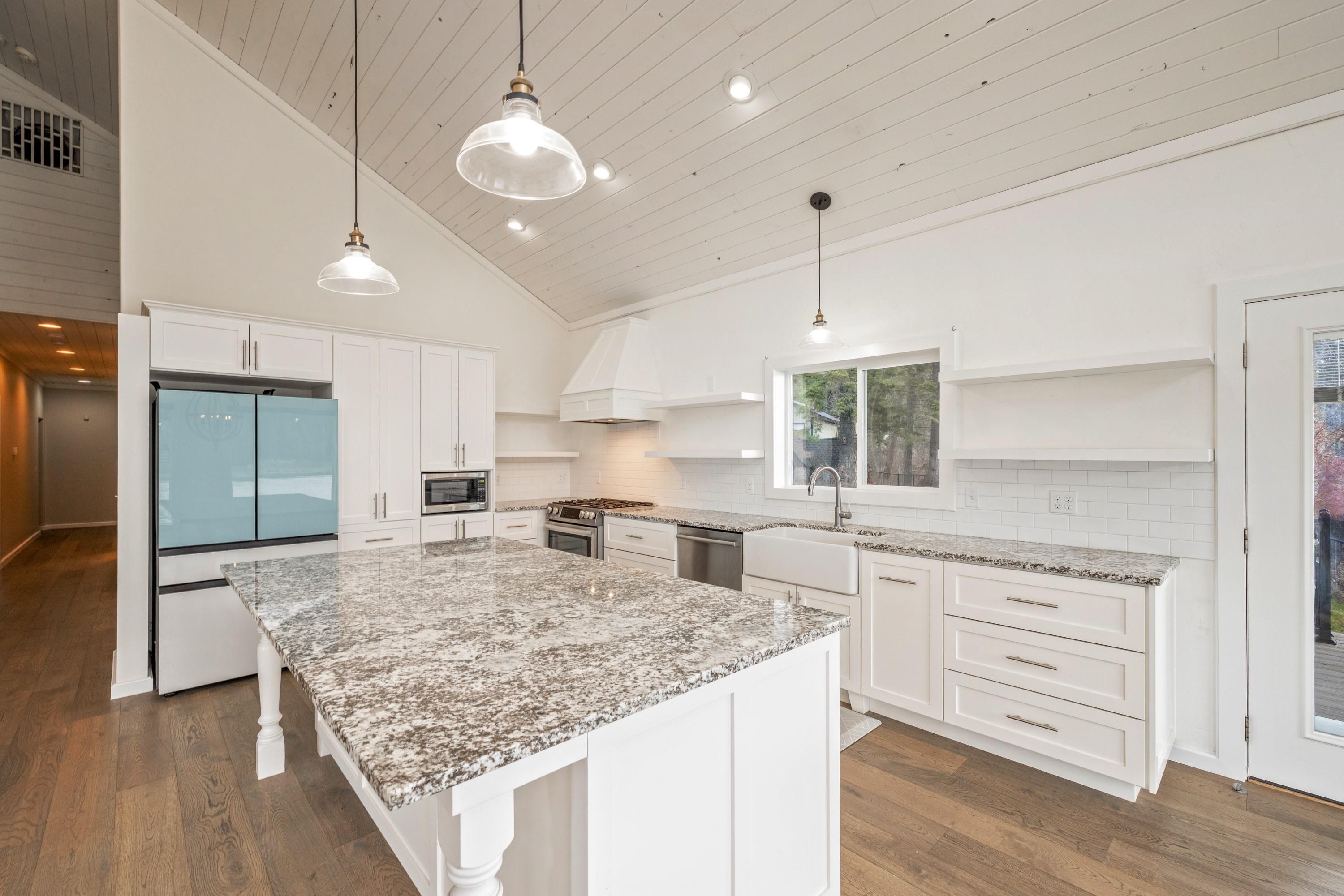 2371 LeClerc Rd South - Photo 12