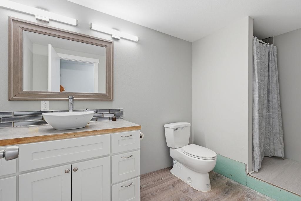 295 SW Railroad Ave - Photo 11