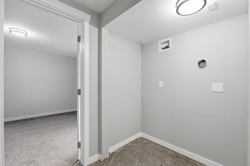 295 SW Railroad Ave - Photo 15