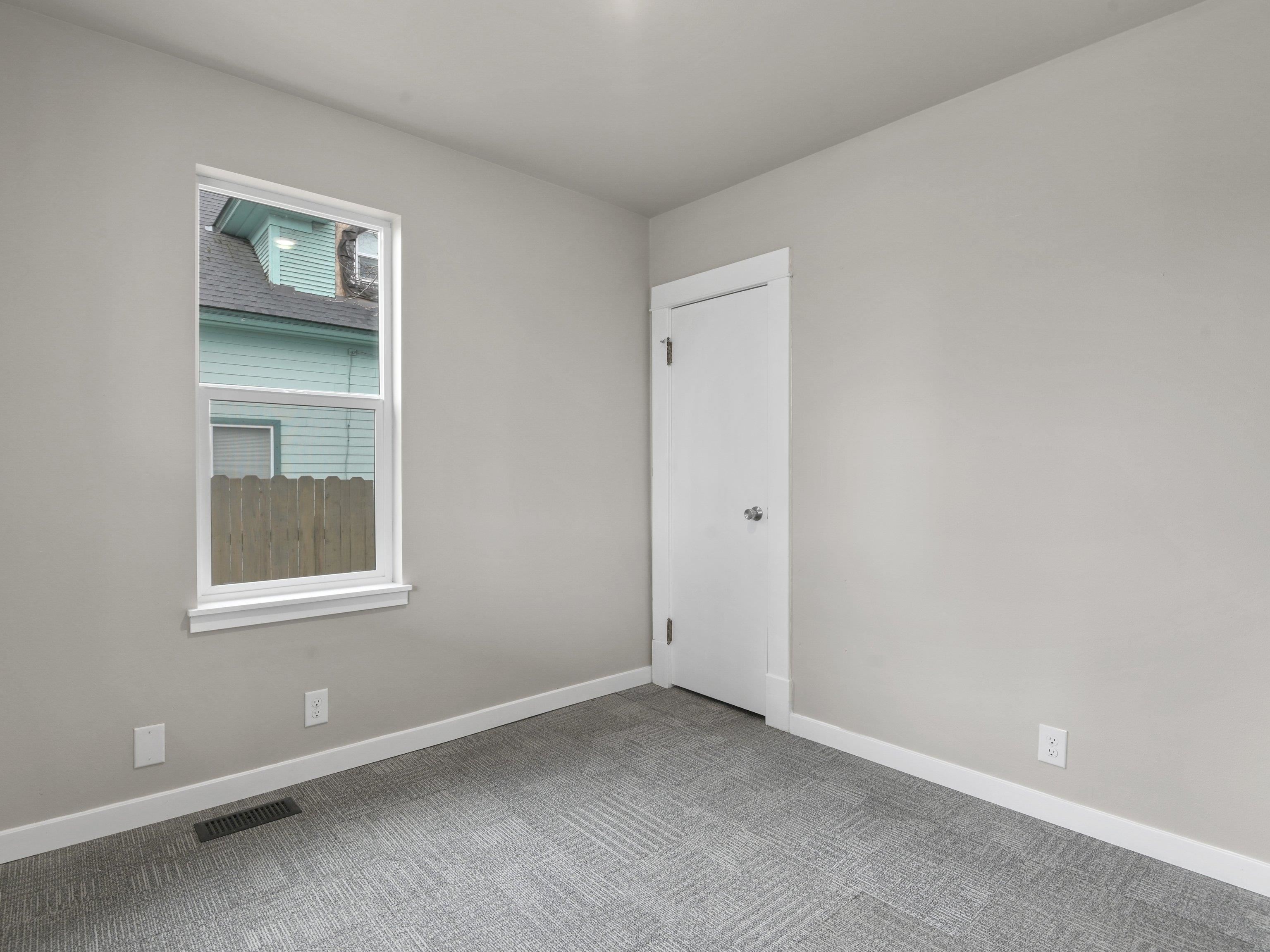 1004 E Liberty Ave - Photo 13