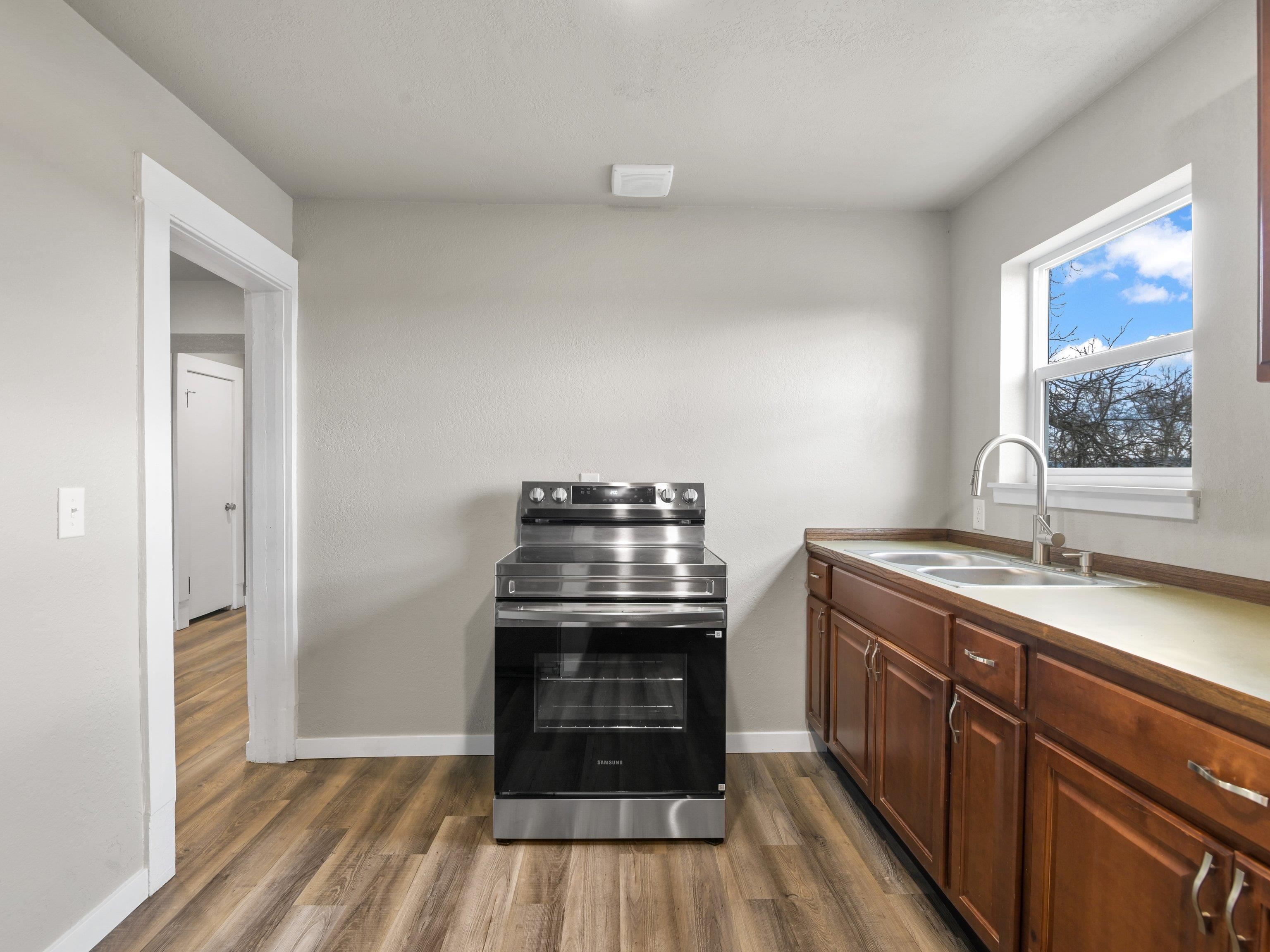 1004 E Liberty Ave - Photo 19
