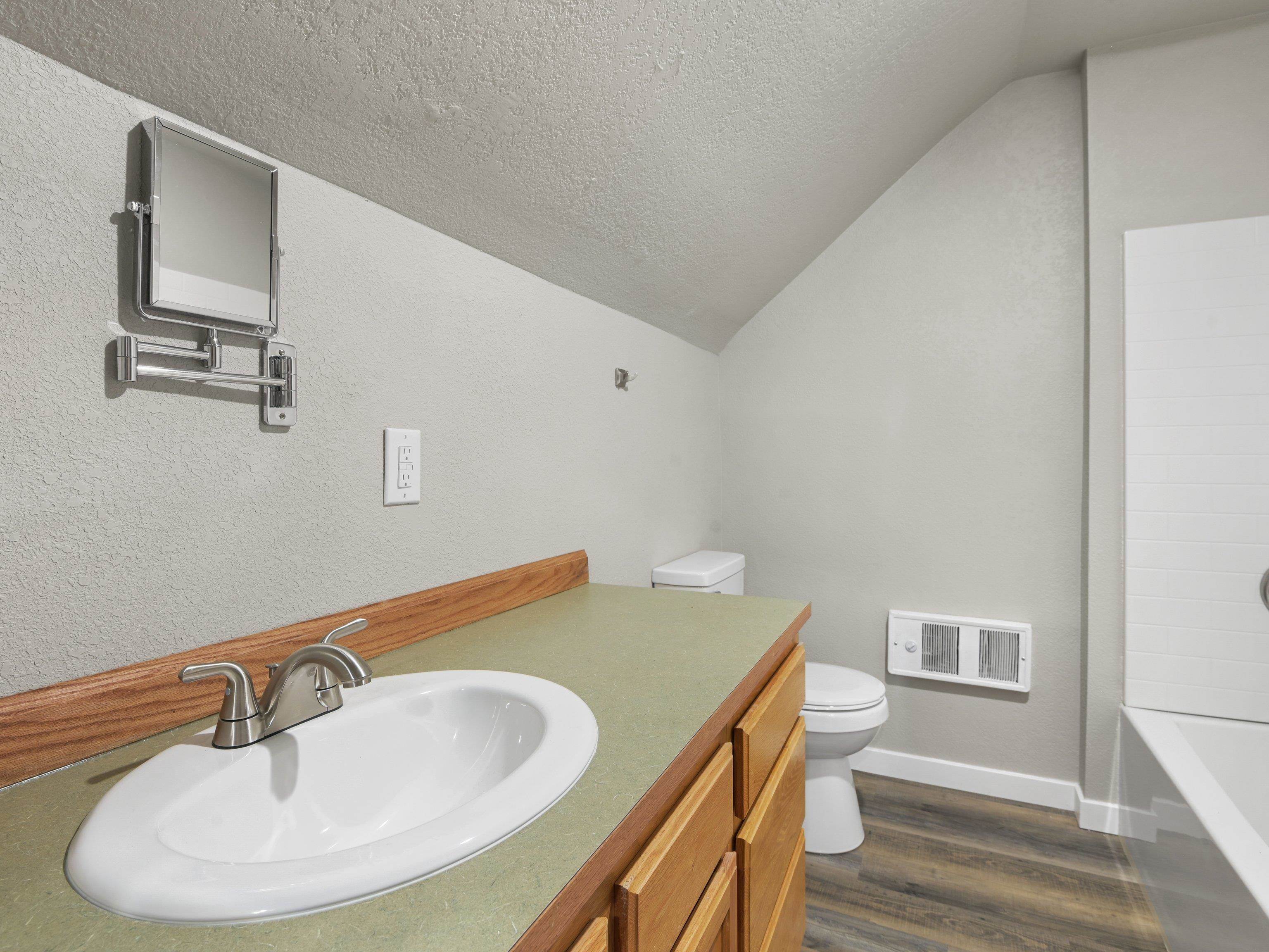 1004 E Liberty Ave - Photo 22