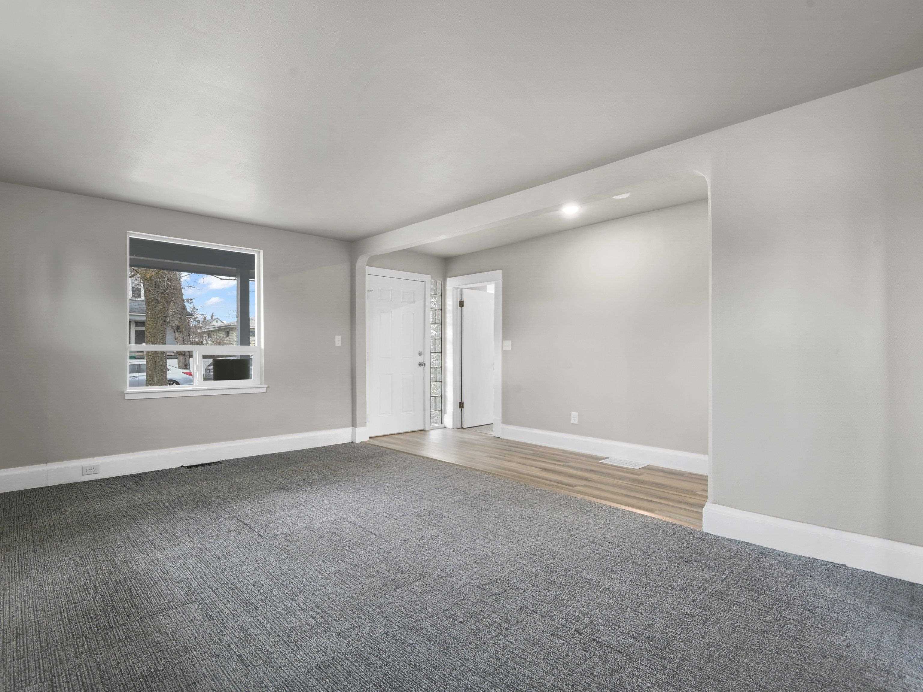 1004 E Liberty Ave - Photo 4