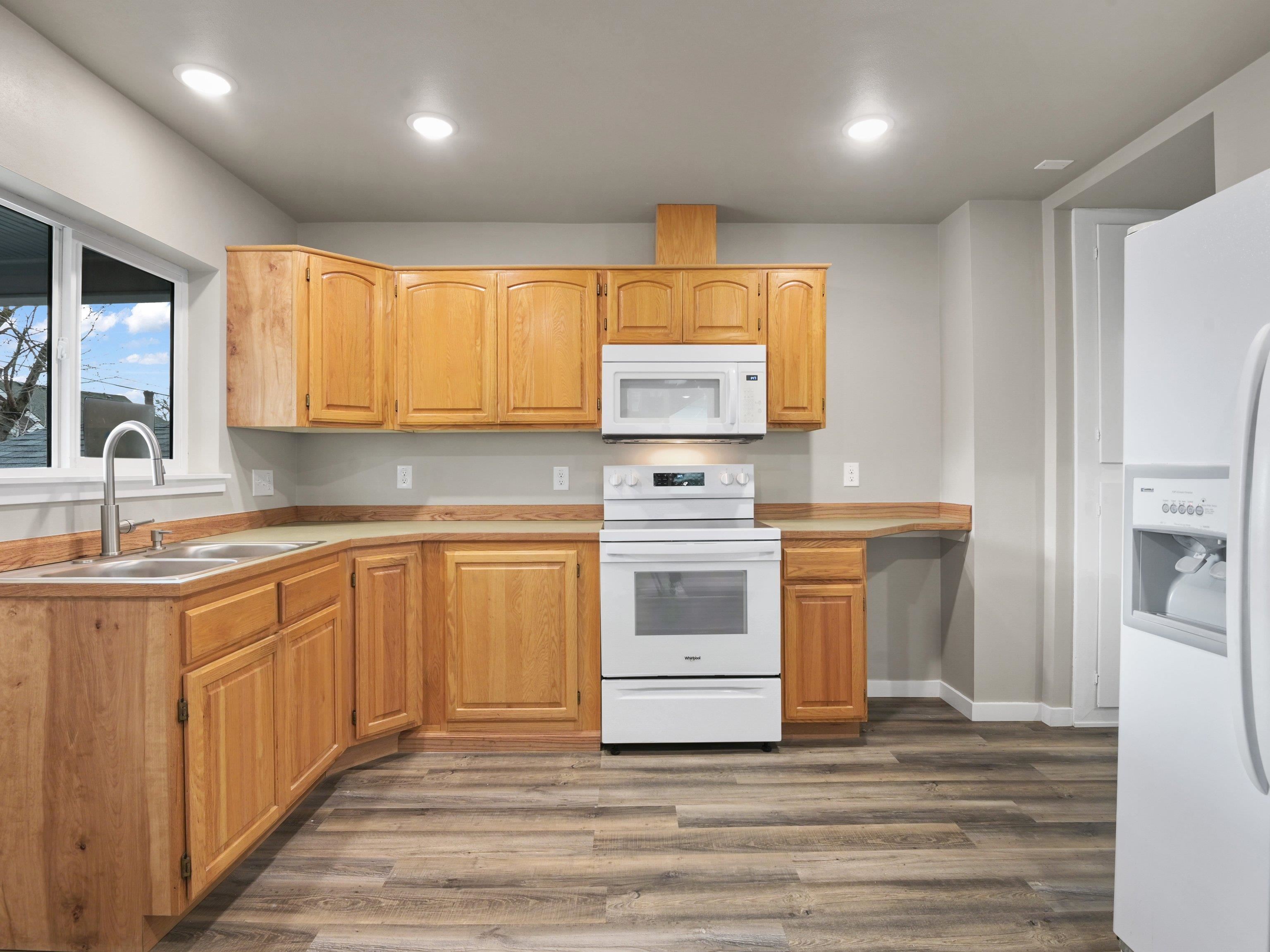 1004 E Liberty Ave - Photo 8