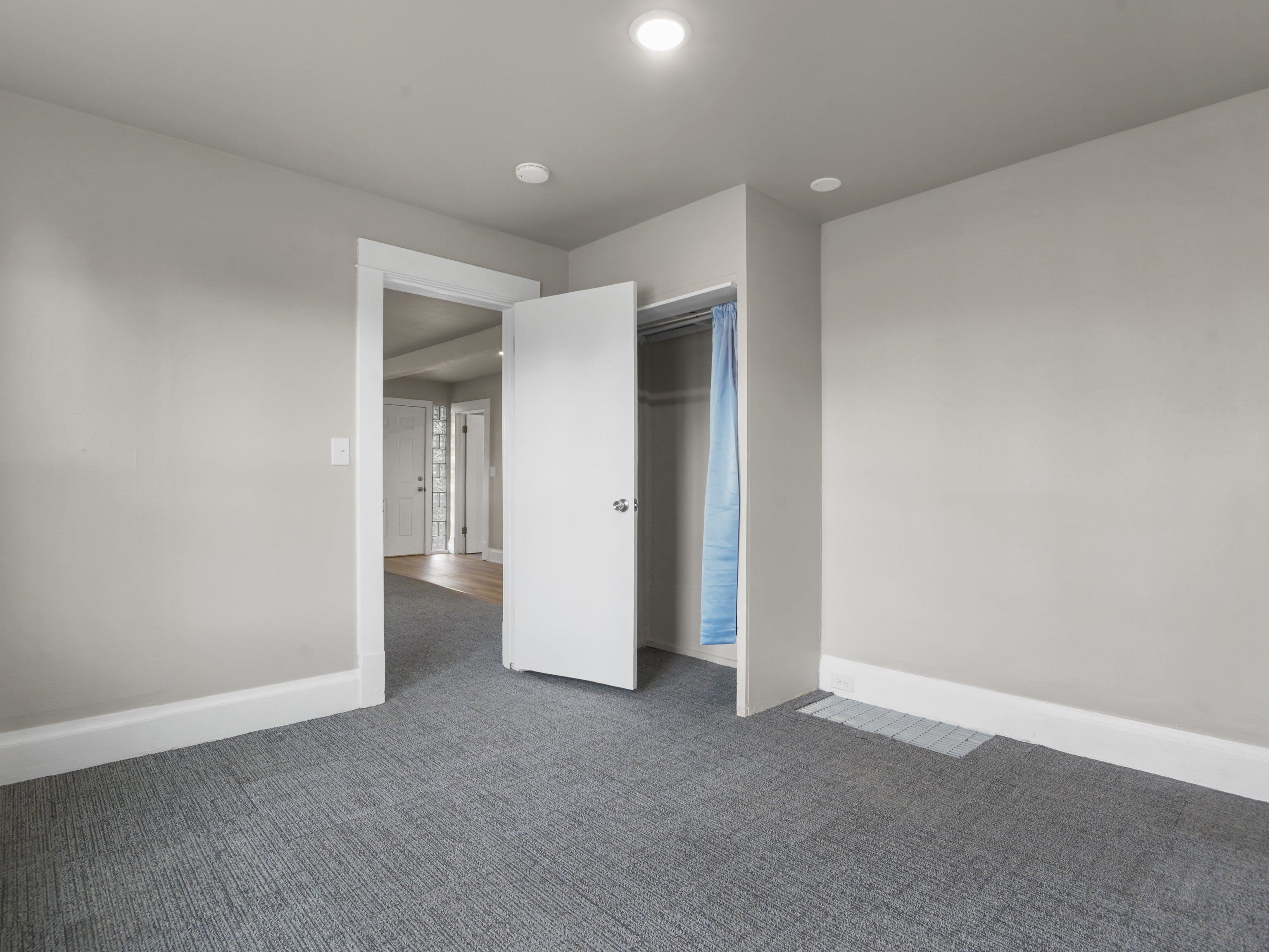 1004 E Liberty Ave - Photo 10