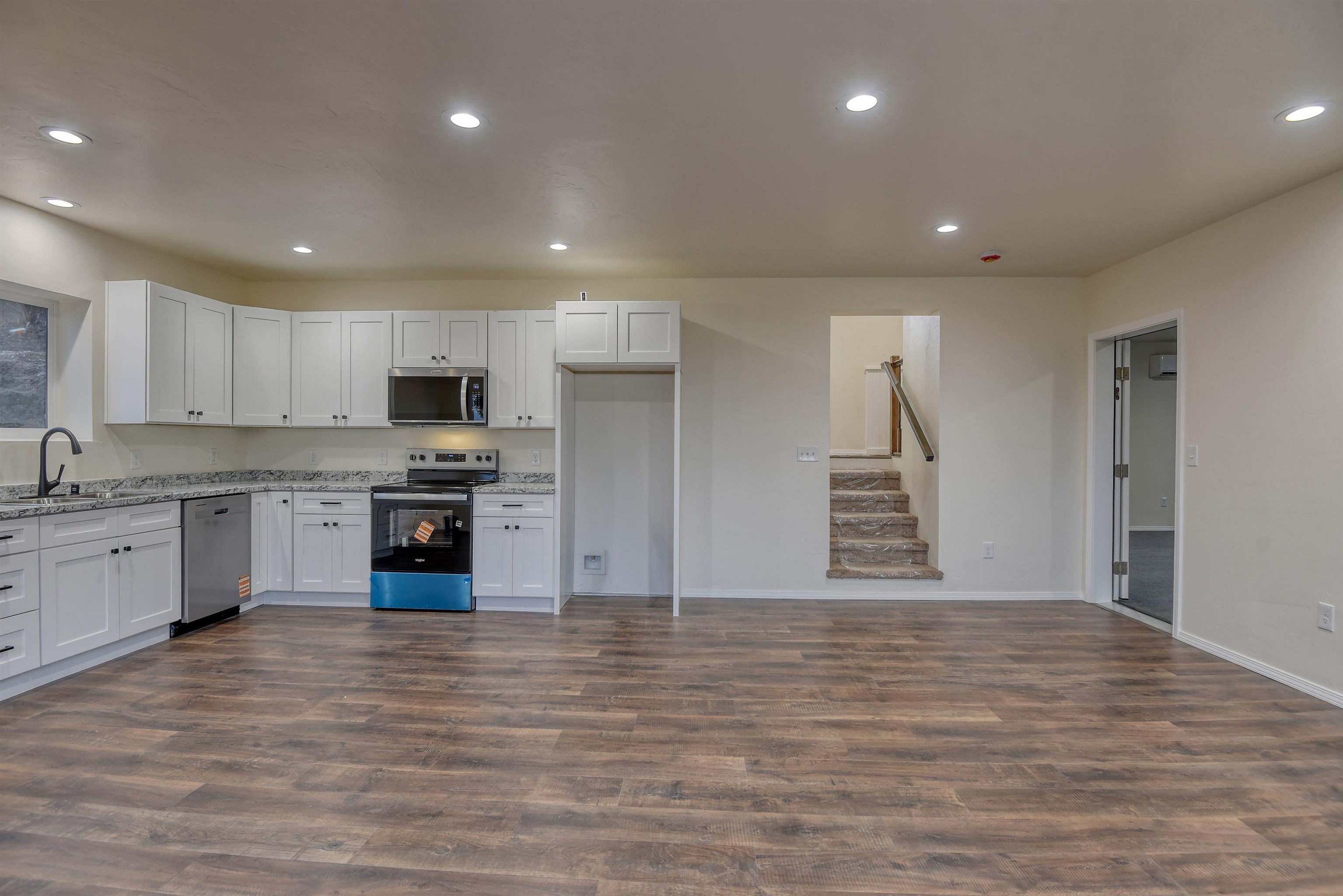 23422 E HENRY Rd Rd - Photo 12