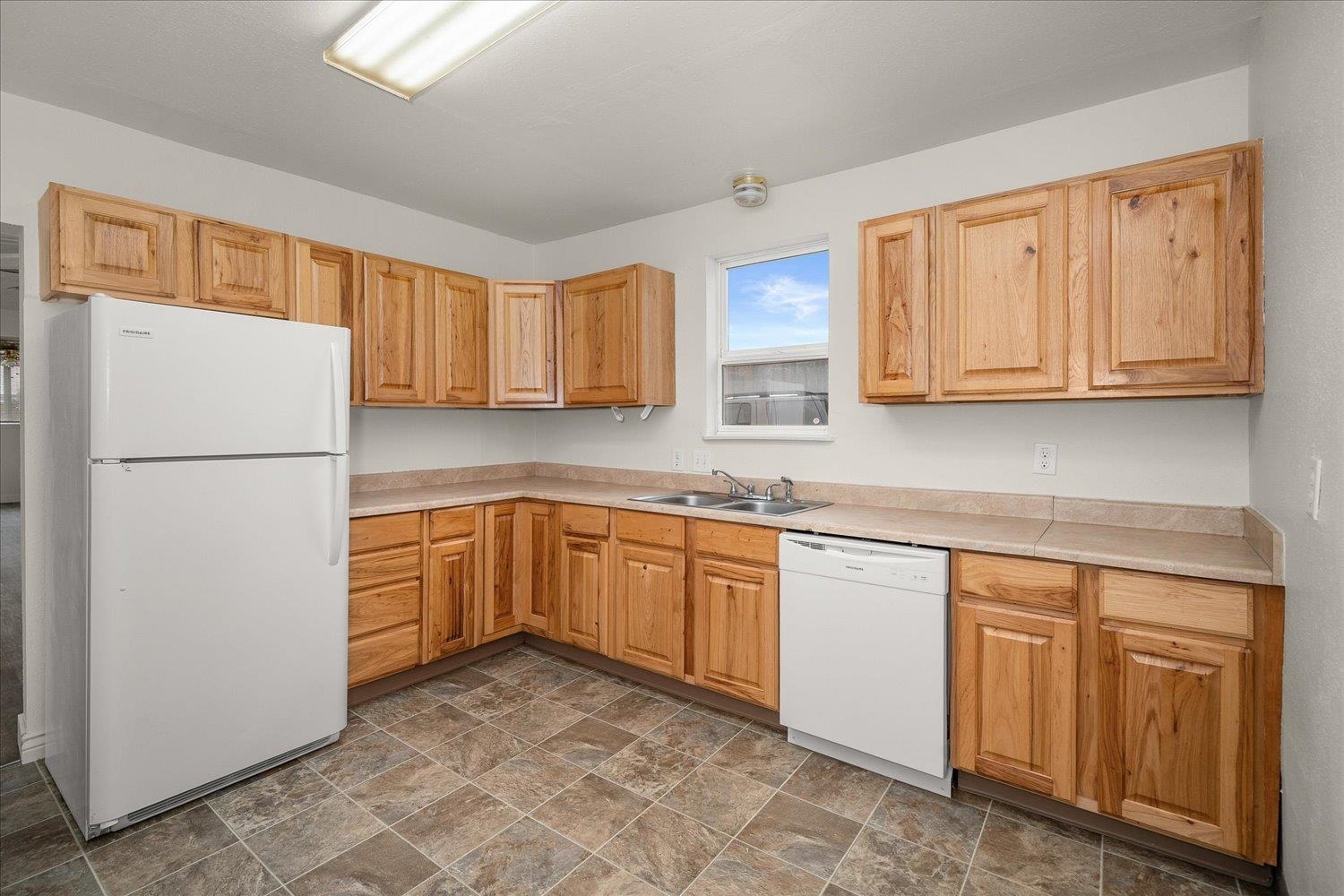 5111 N Stone St - Photo 8