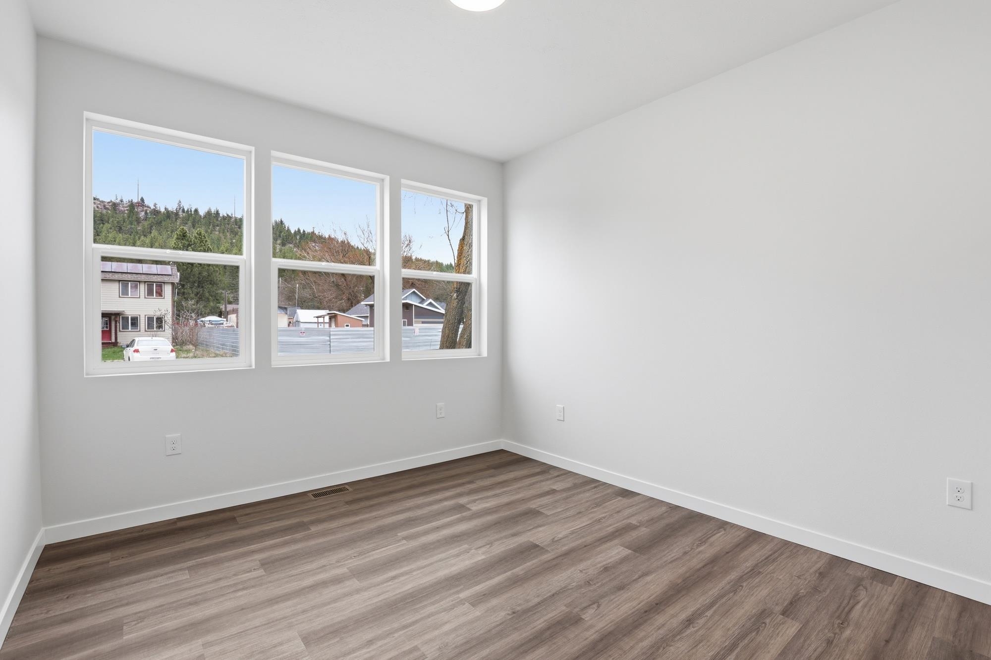 4914 E Fairview Ave - Photo 24